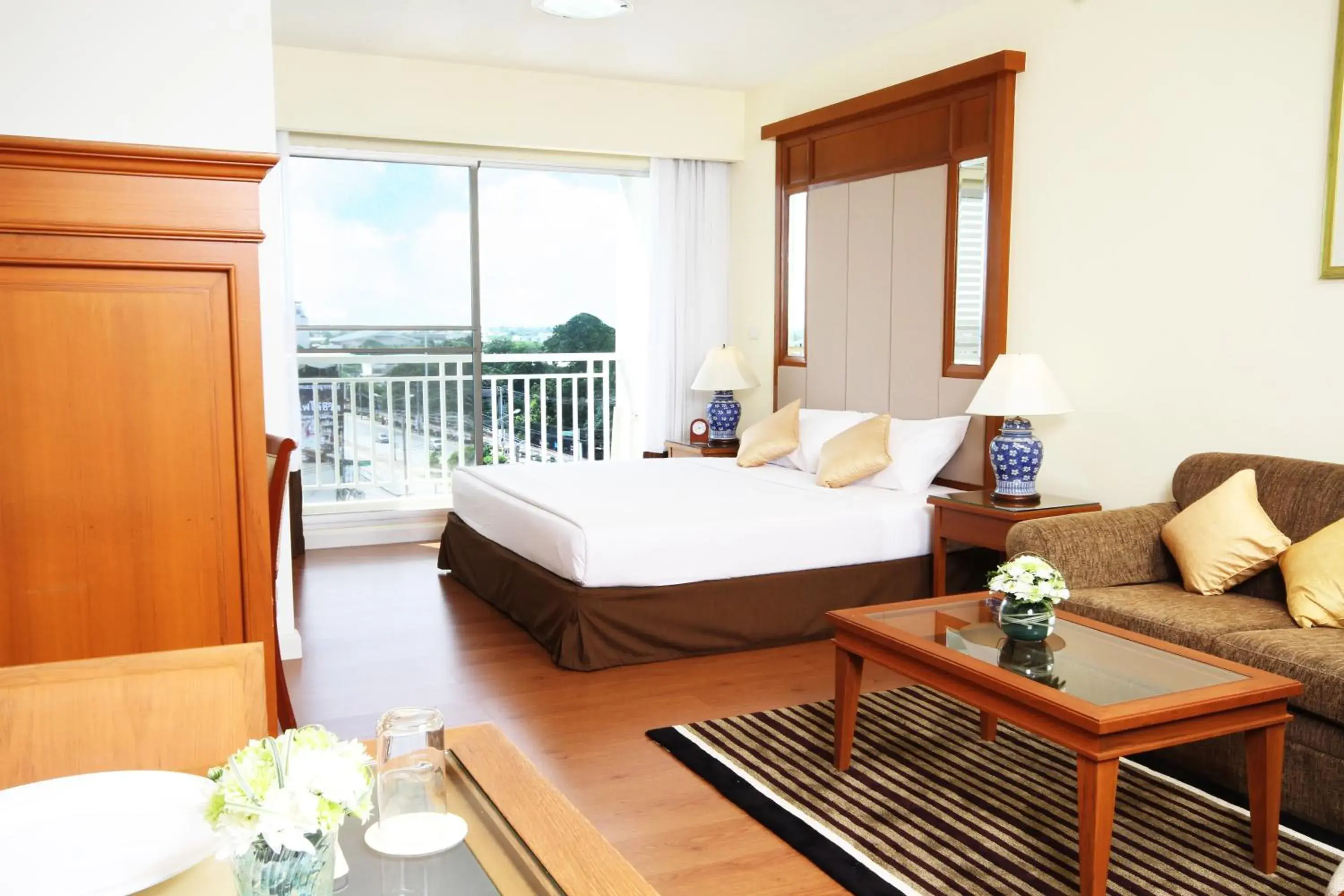 Studio Suite in Kameo Grand Hotel & Serviced Apartment, Rayong Studio Suite in Kameo Grand Hotel & Serviced Apartment, Rayong