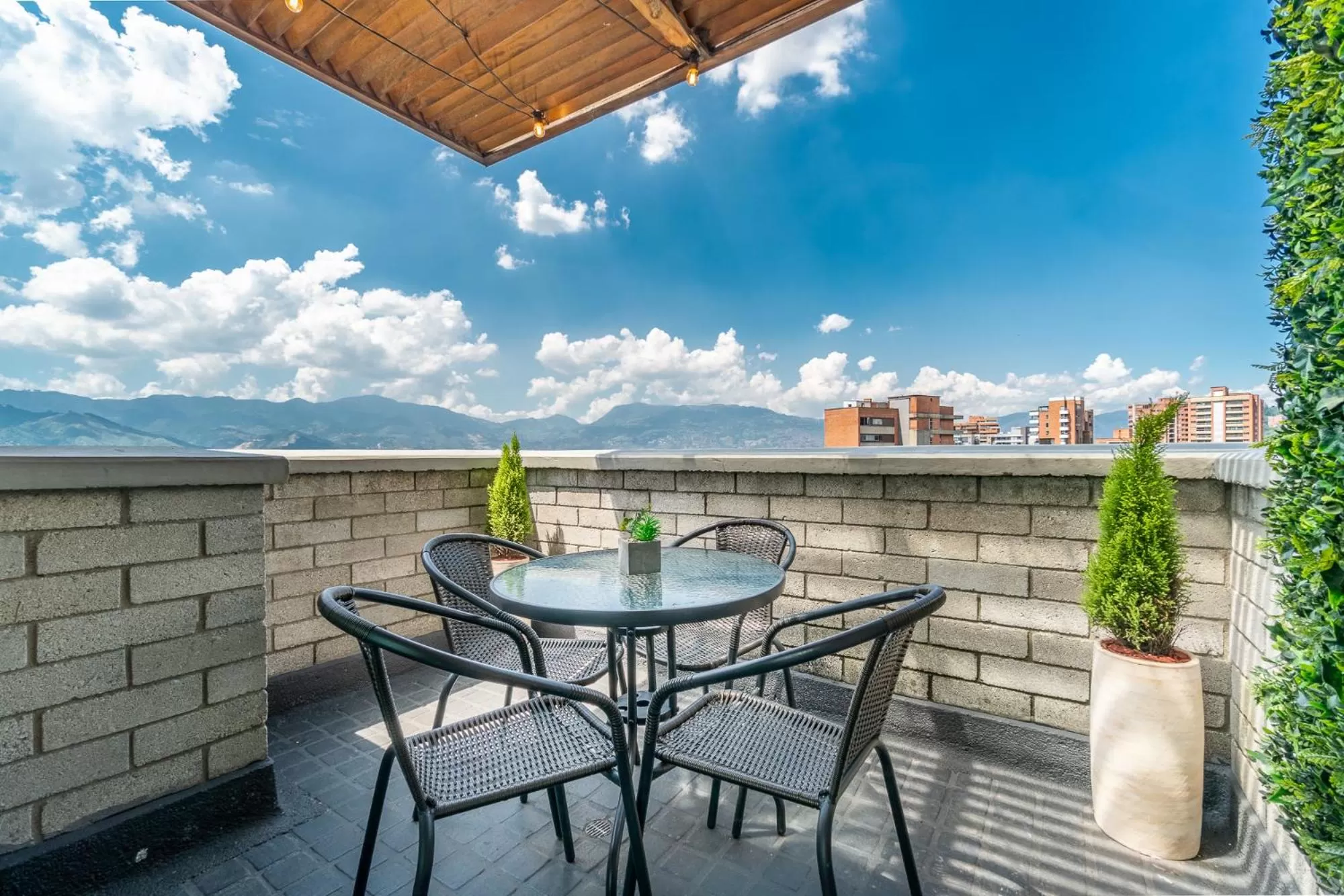 Balcony/Terrace in Apartamentos Poblado Alejandría by HOUSY HOST