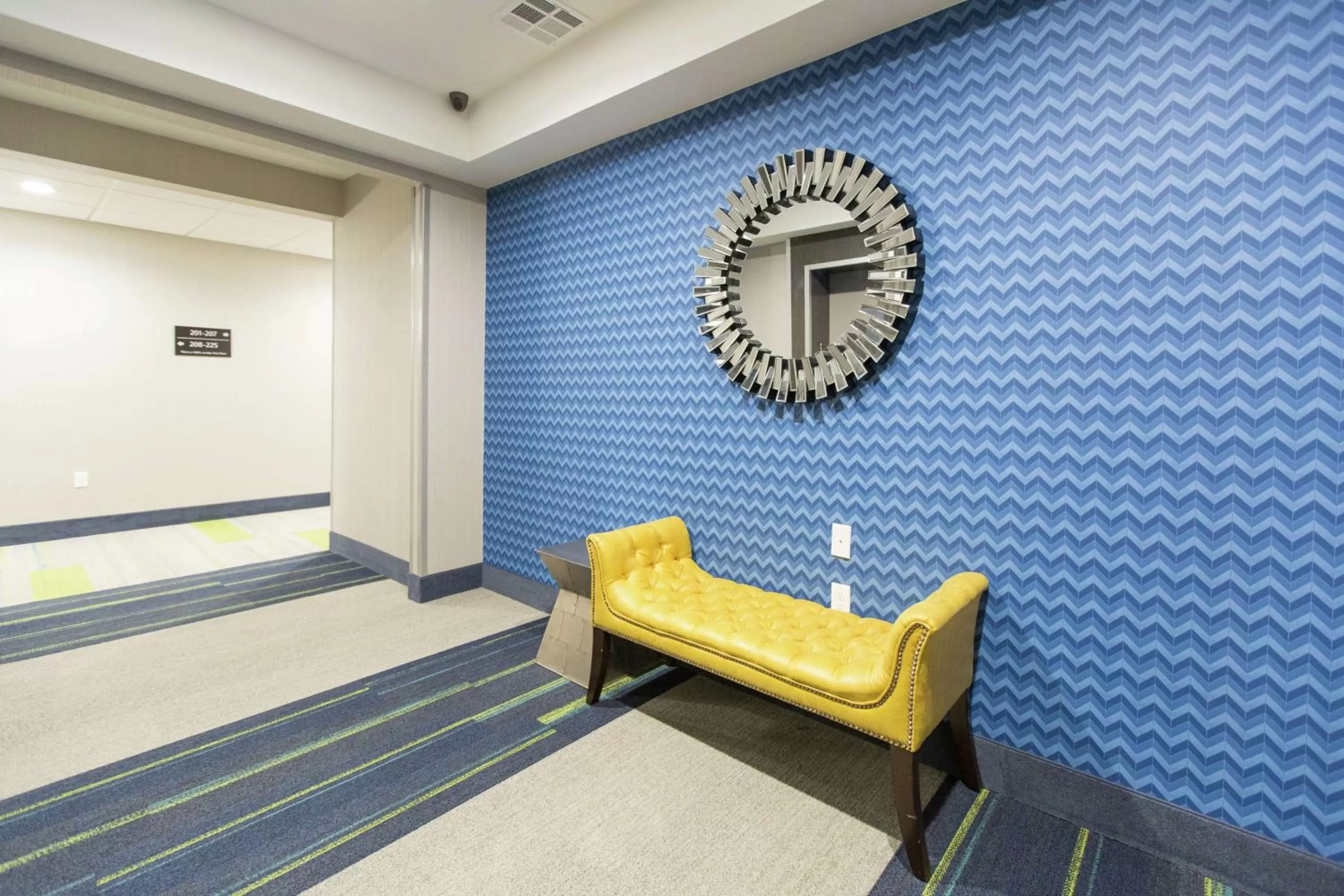 Lobby or reception in Hampton Inn & Suites Stroud