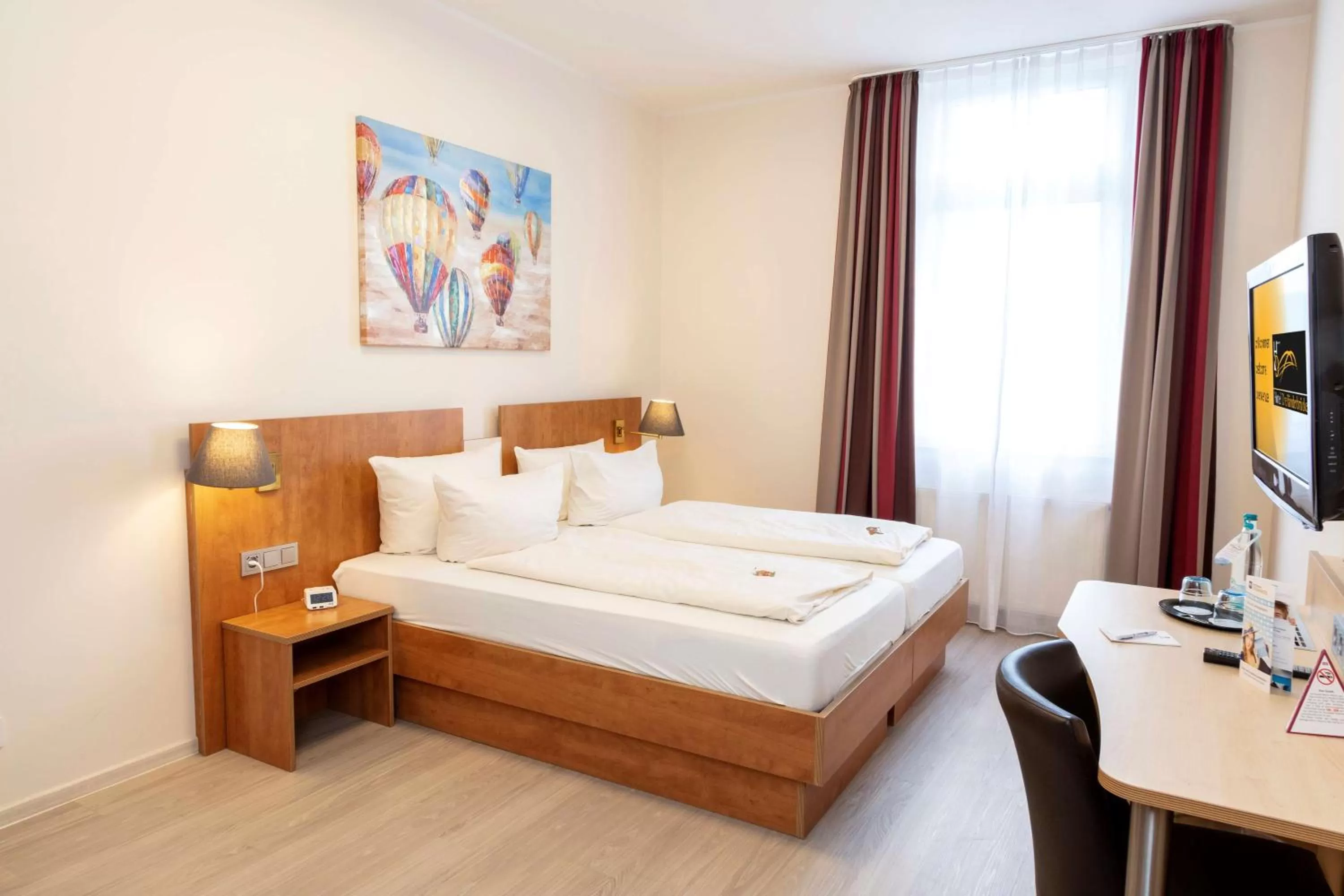 Double or Twin Room with Kitchenette in Best Western Hotel Dreiländerbrücke Weil am Rhein / Basel