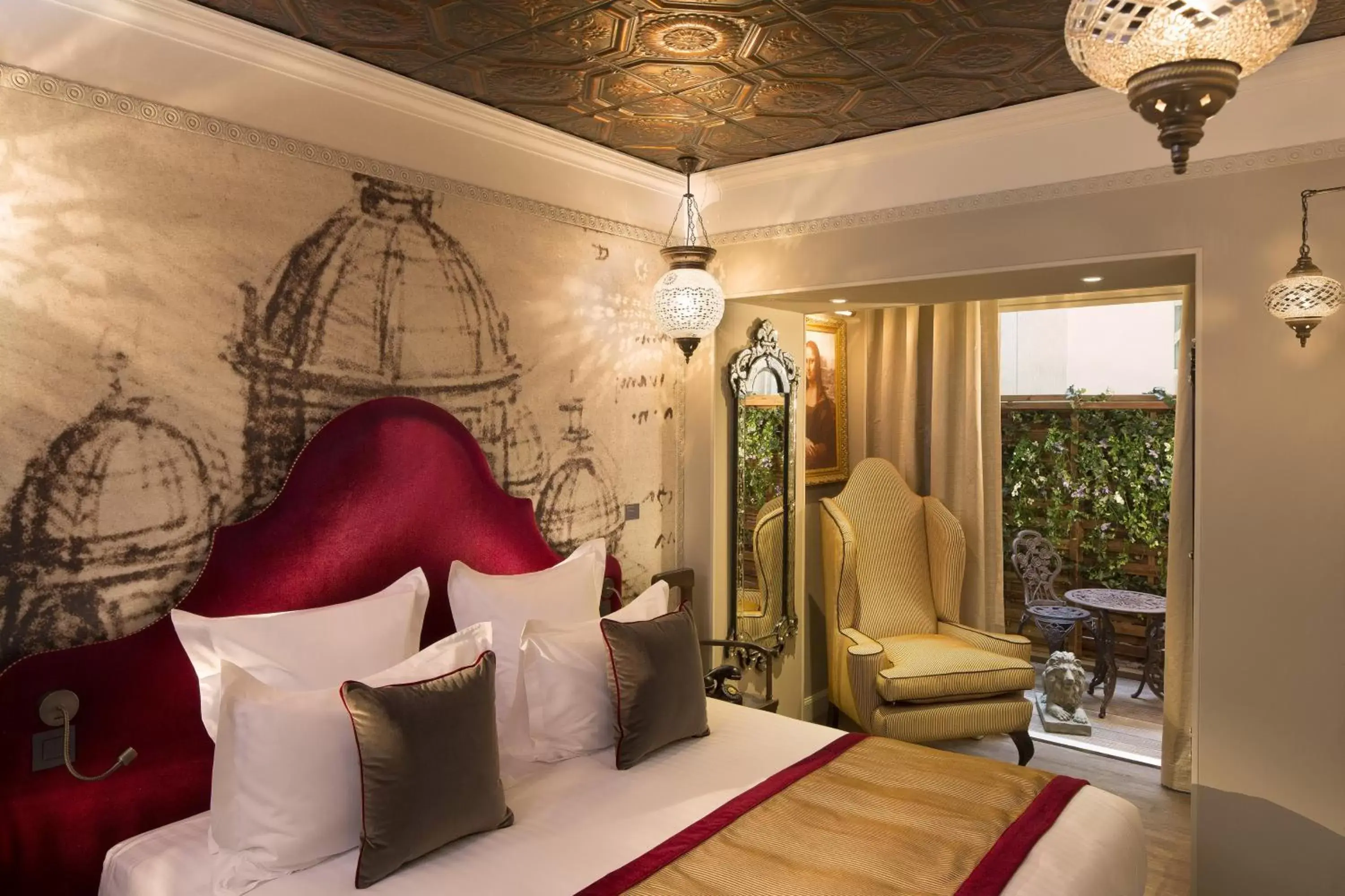 Mona Lisa with Spa Access in Hôtel Da Vinci & Spa Mona Lisa with Spa Access in Hôtel Da Vinci & Spa