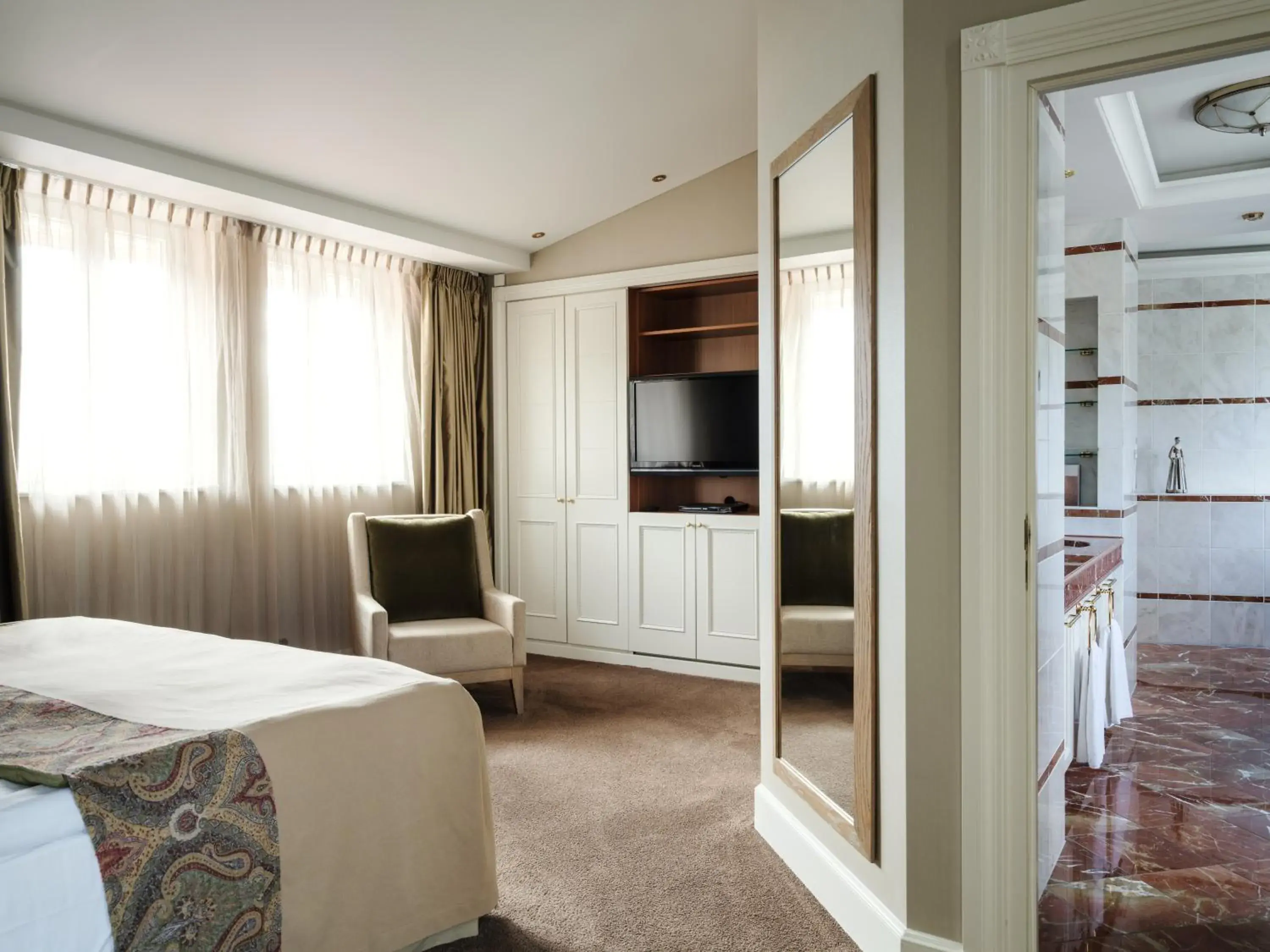 Maisonette Suite in Althoff Seehotel Überfahrt Maisonette Suite in Althoff Seehotel Überfahrt