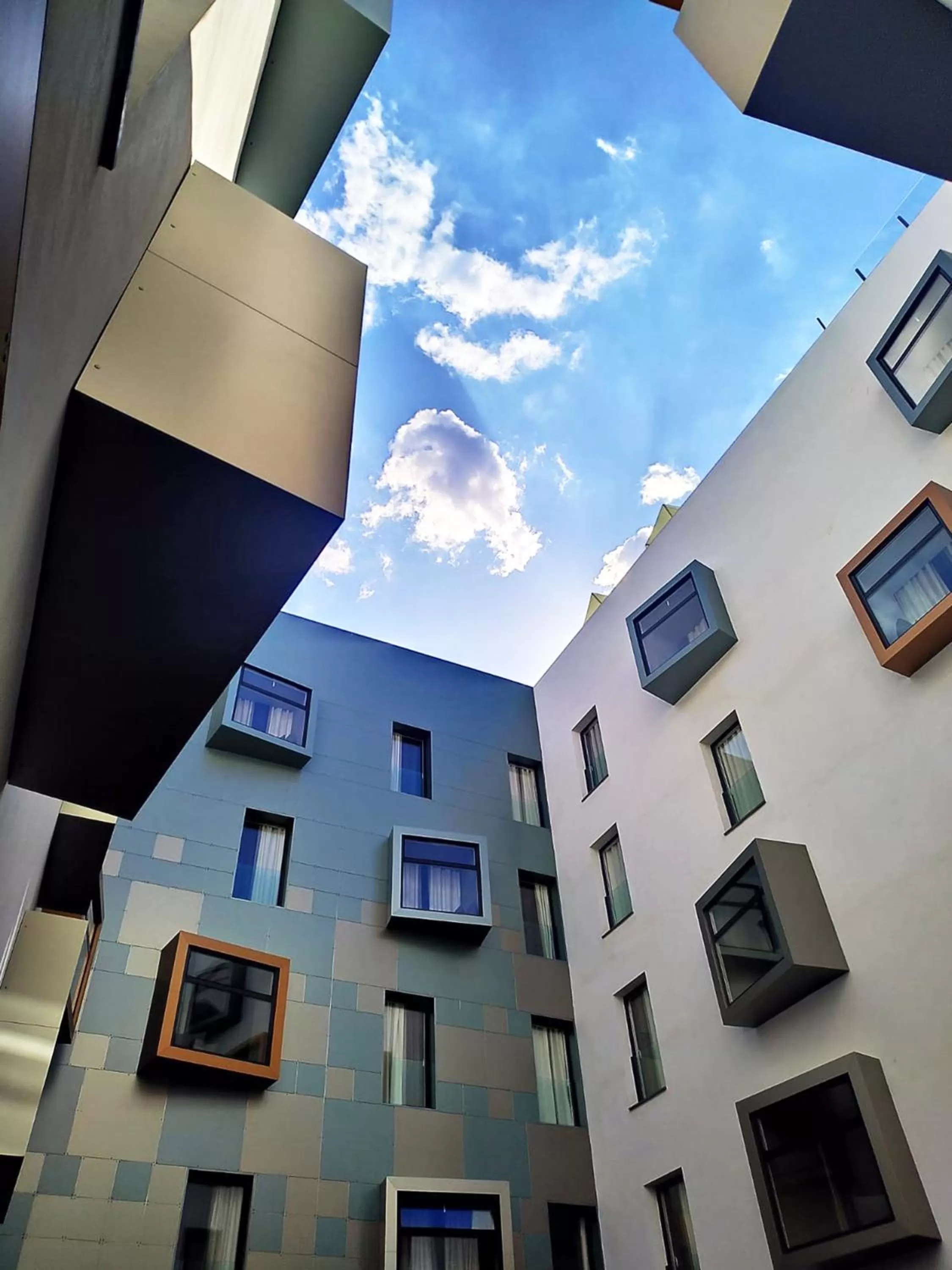 Property building in Hotel Macià Sevilla Kubb