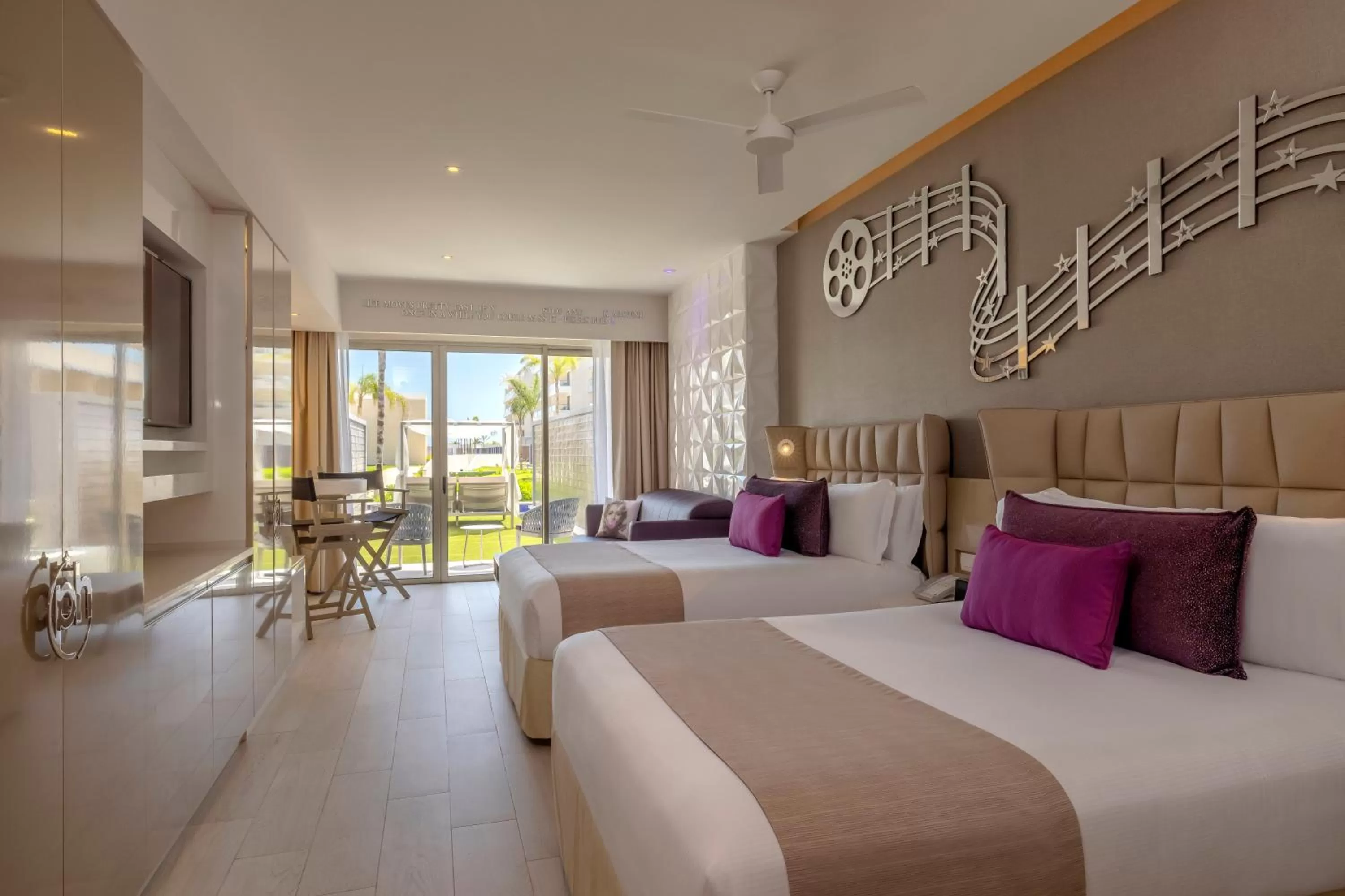 Photo of the whole room, Bed in Planet Hollywood Cancun by Royalton, An Autograph Collection All-Inclusive Resort