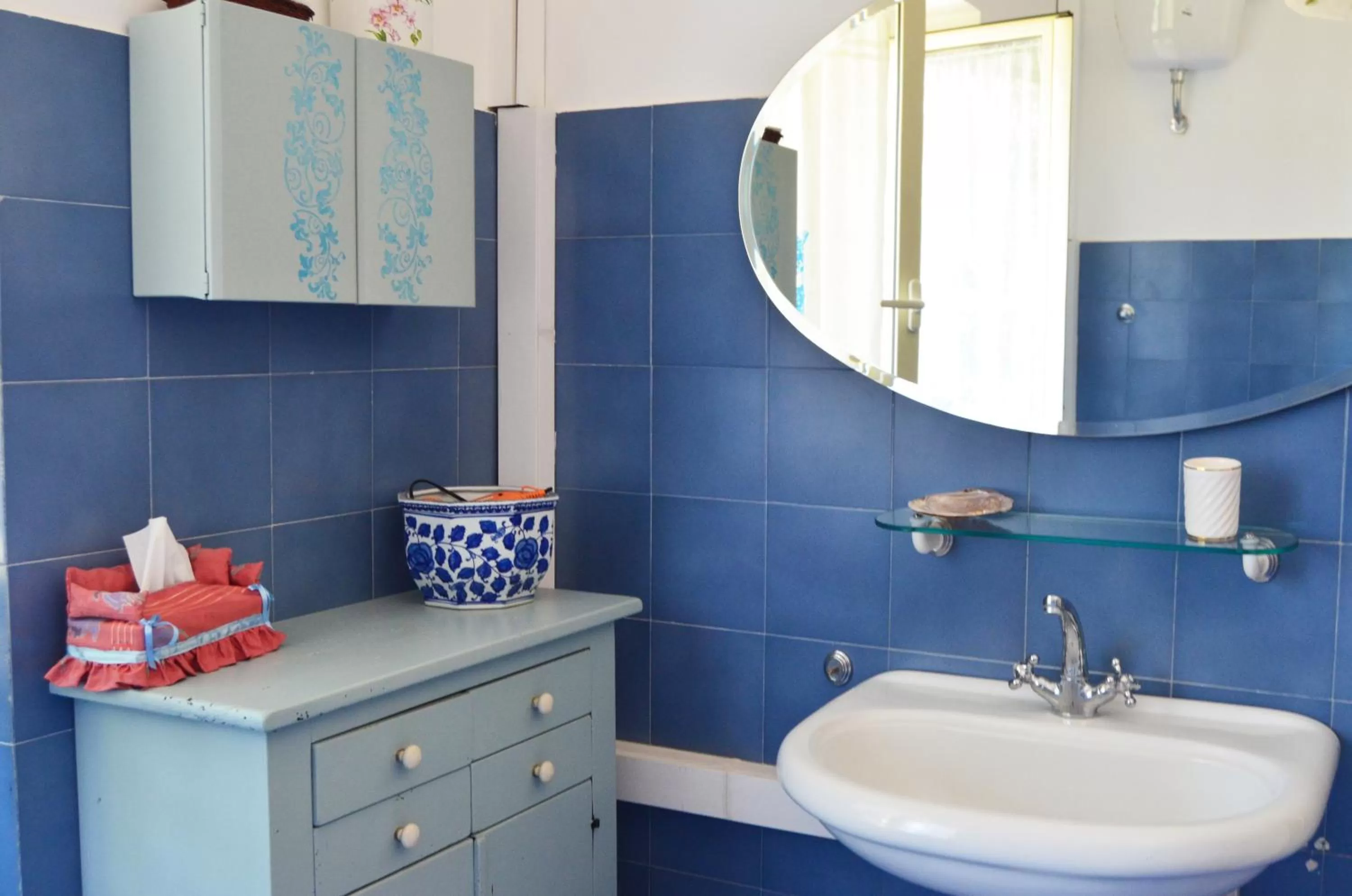 Shower in Bed and Breakfast Romantica Evasione