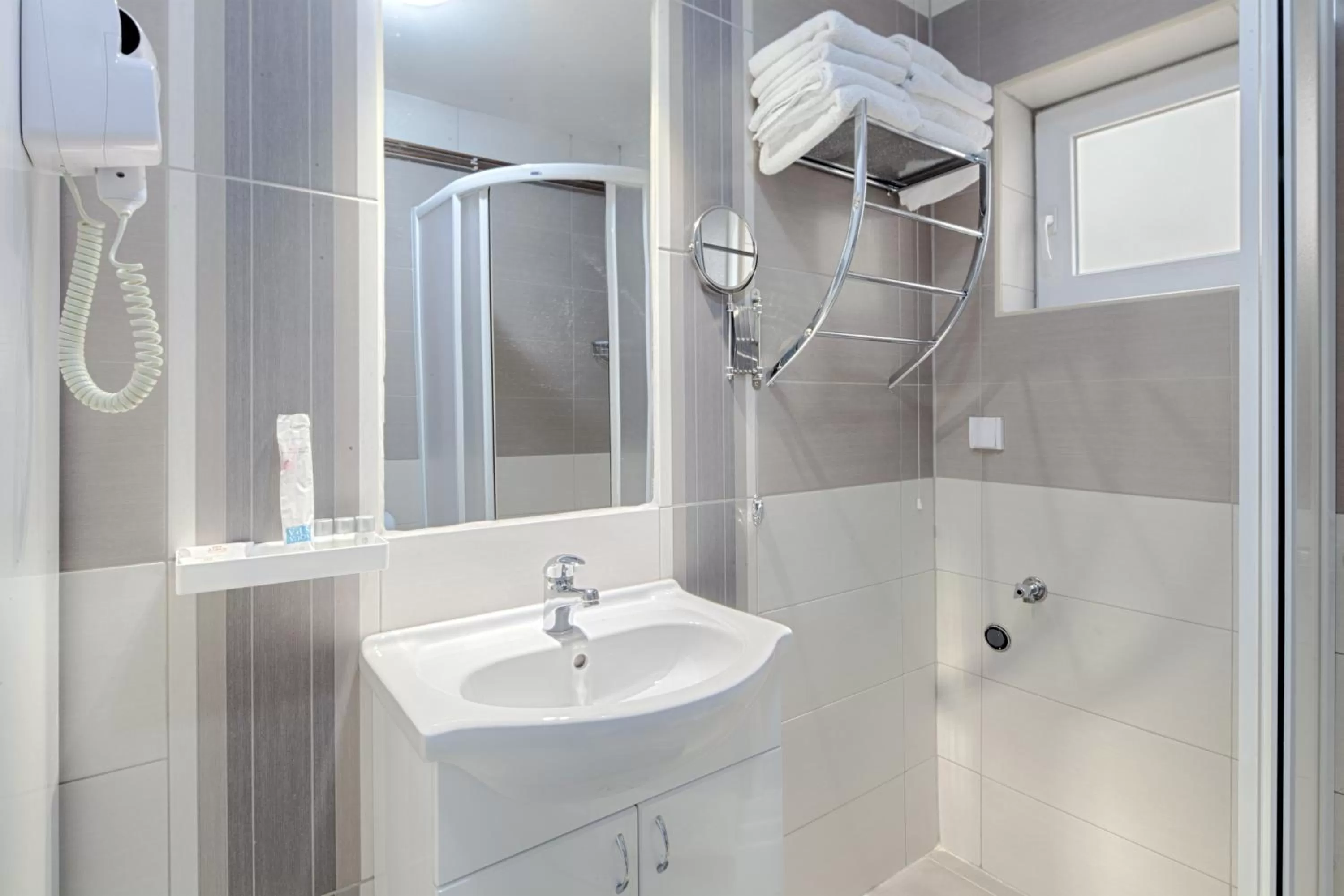 Decorative detail, Bathroom in Hotel Fontana