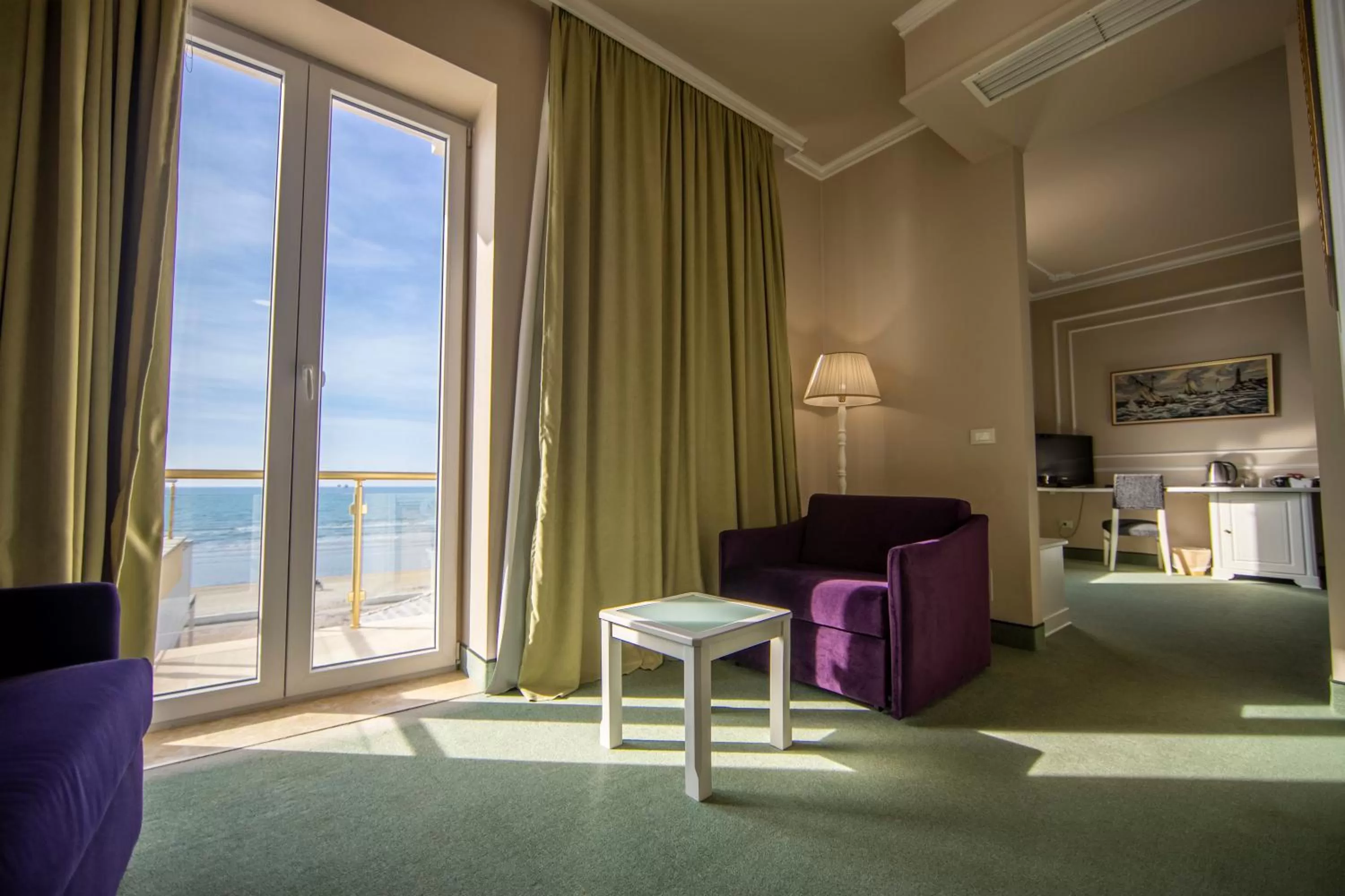 Living room in Adriatik Hotel, BW Premier Collection