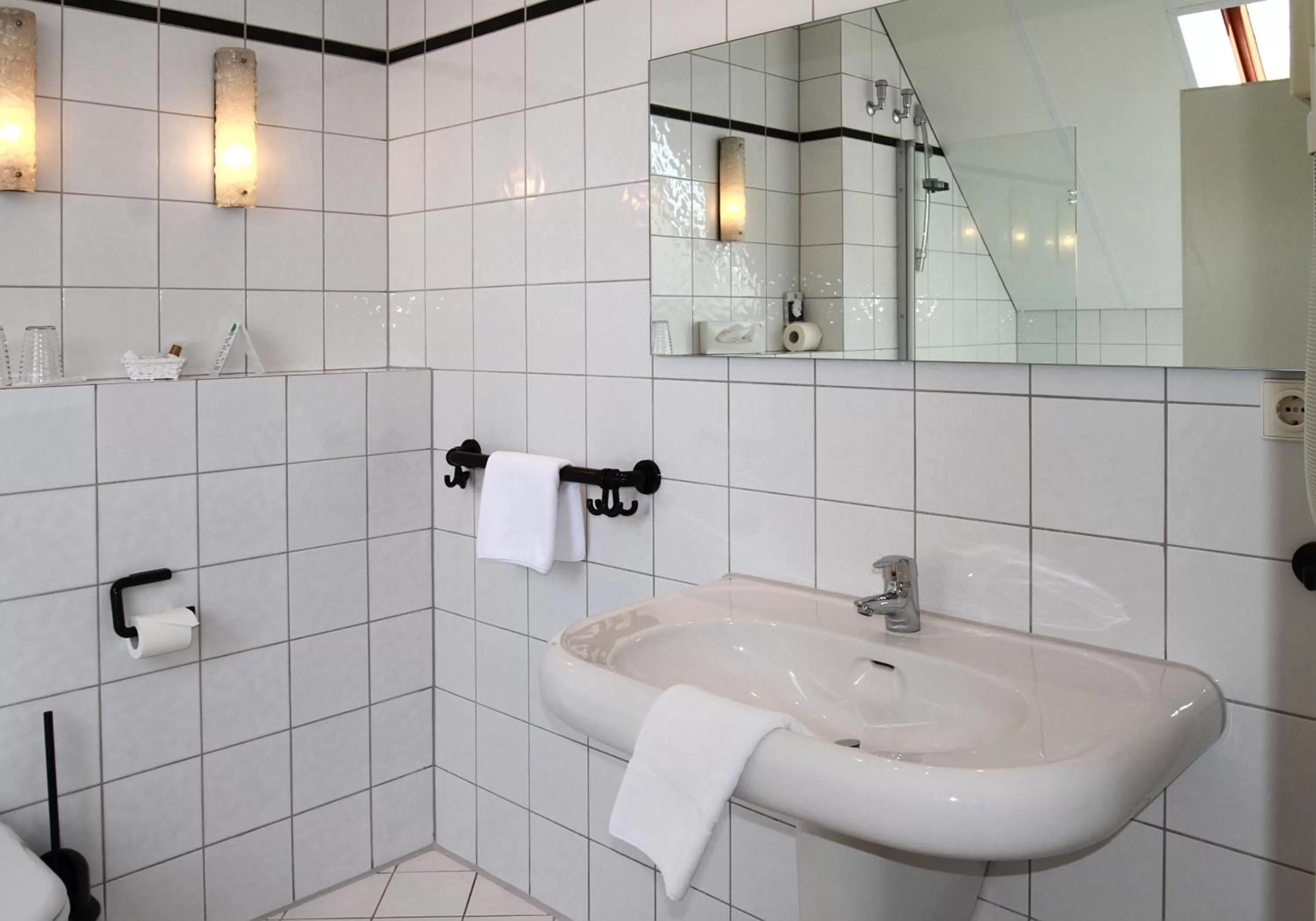 Bathroom in Hotel am Park