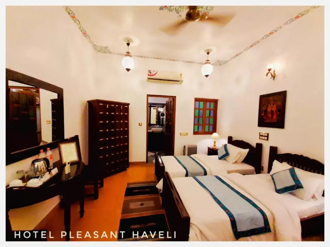 Standard Triple Room in Hotel Pleasant Haveli - Only Adults Standard Triple Room in Hotel Pleasant Haveli - Only Adults