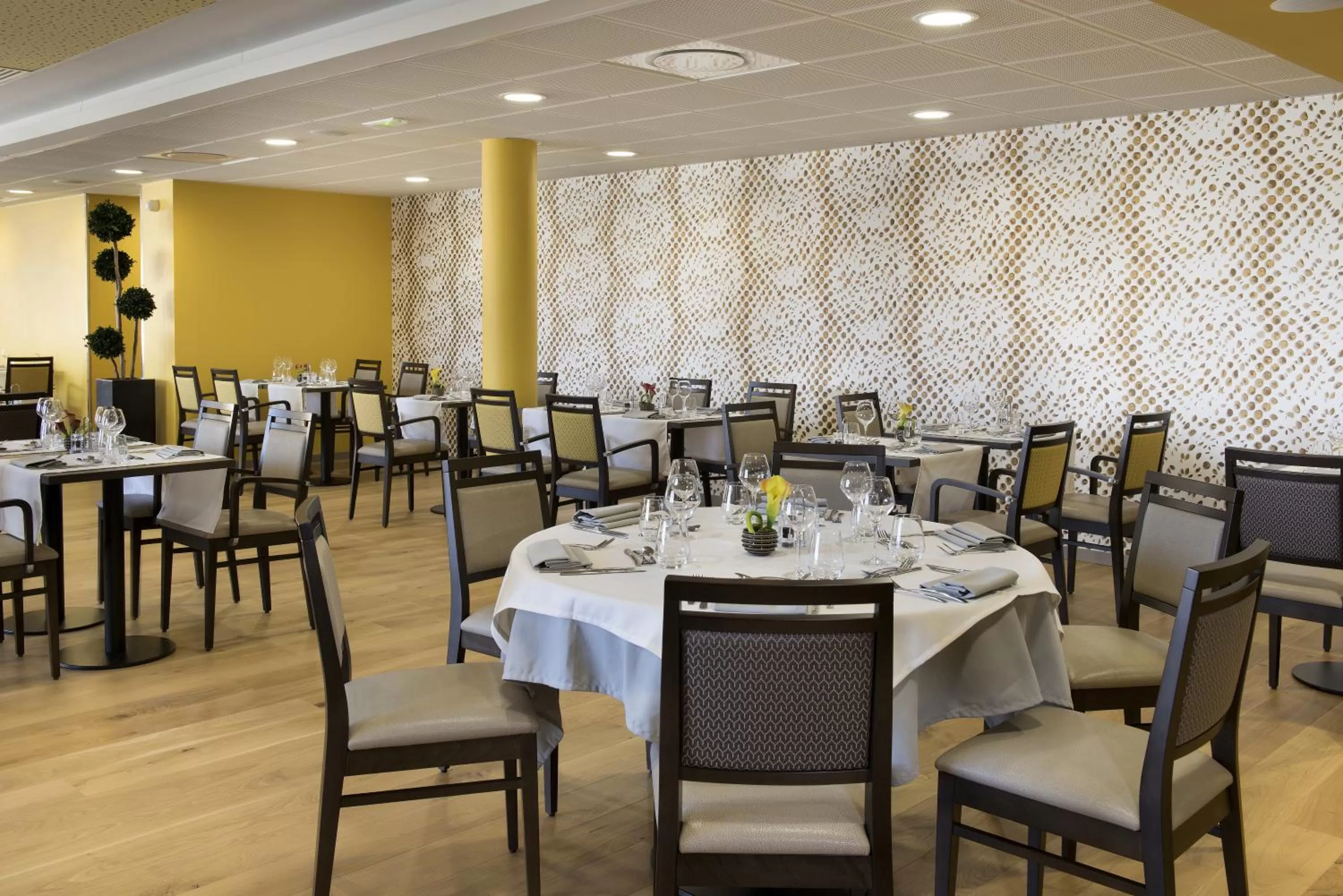 Restaurant/places to eat in Domitys La Clef des Champs