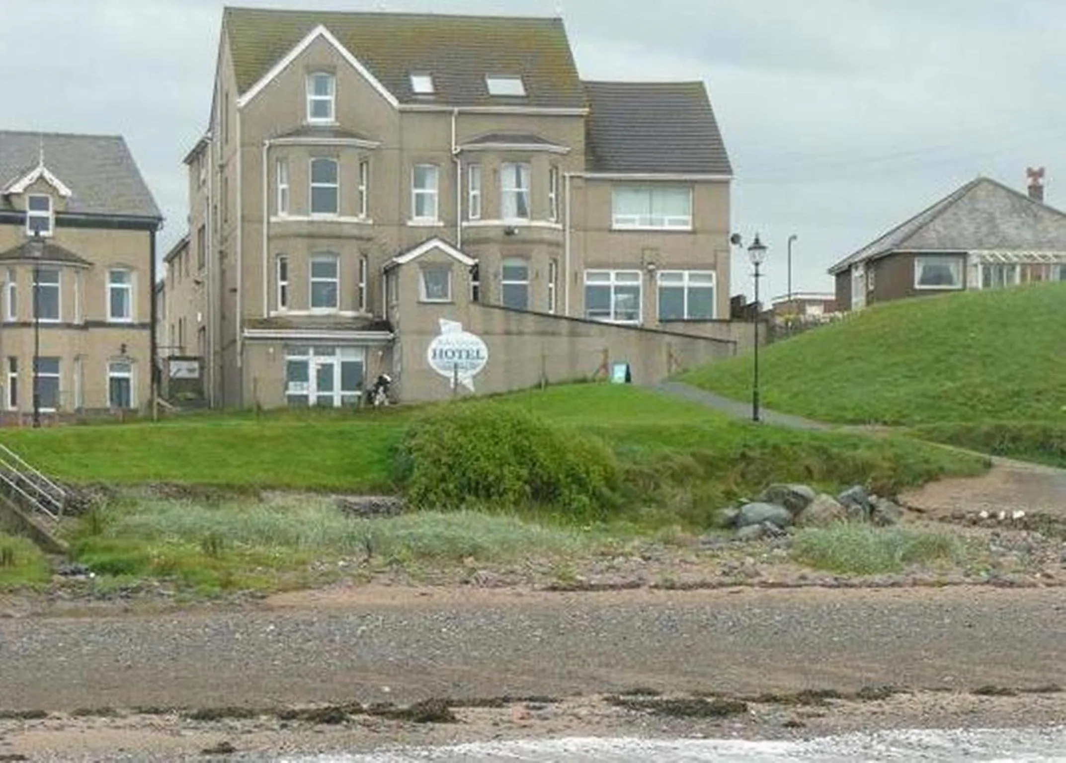 Facade/entrance in Bailey Ground Hotel
