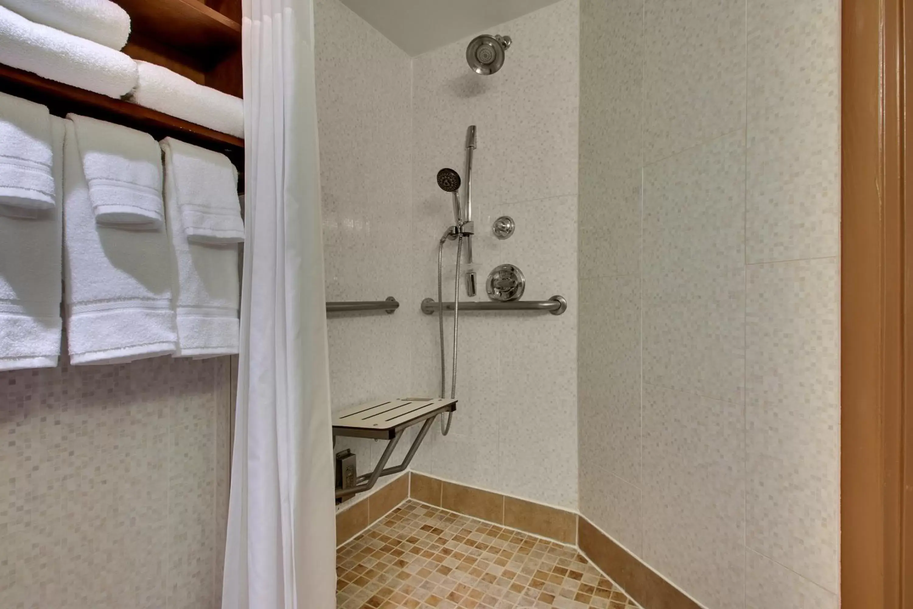 King Room - Mobility Access/Roll in Shower - Non-Smoking in Holiday Inn Express Washington DC Silver Spring, an IHG Hotel King Room - Mobility Access/Roll in Shower - Non-Smoking in Holiday Inn Express Washington DC Silver Spring, an IHG Hotel