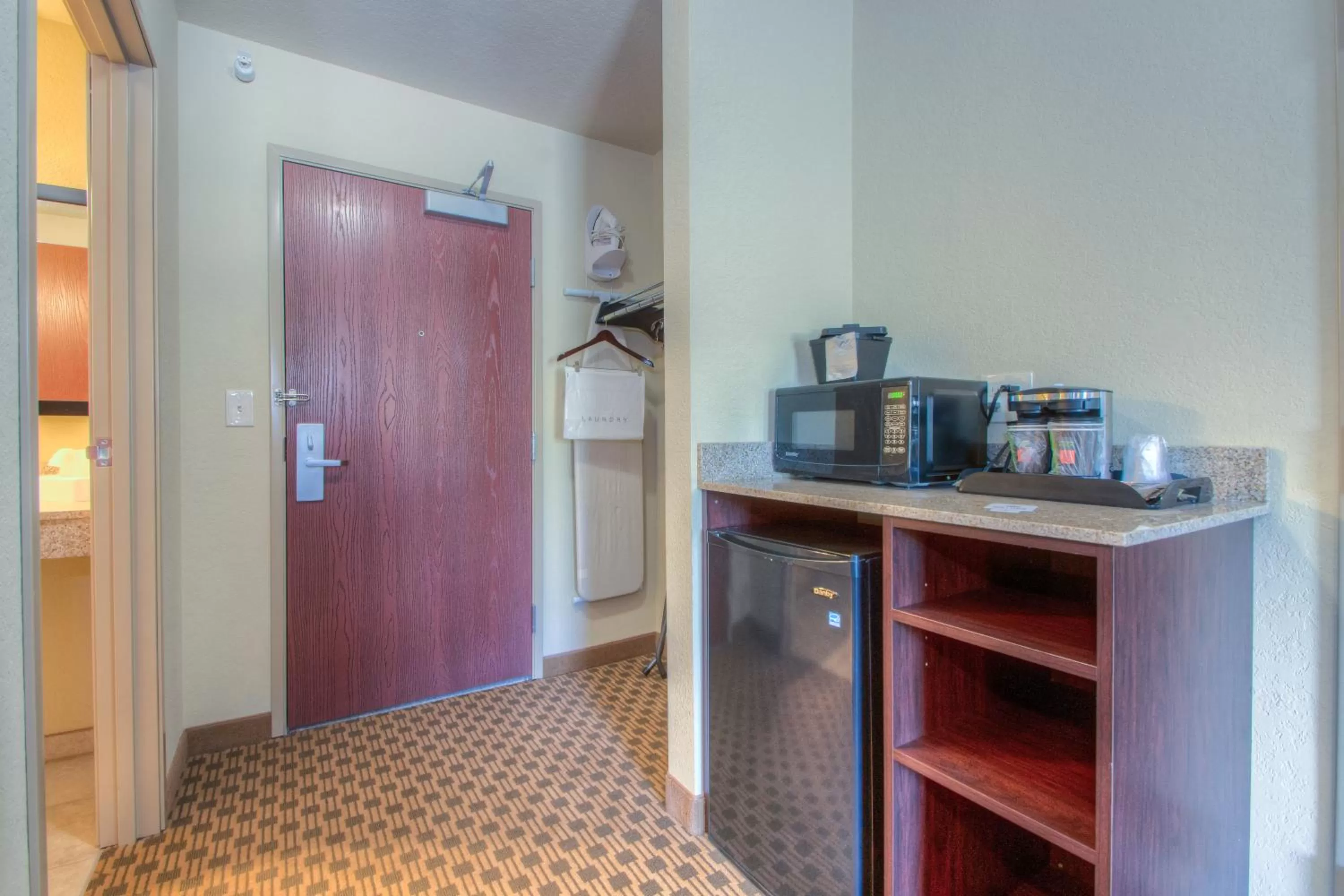 Coffee/tea facilities in Cobblestone Inn & Suites - Wray