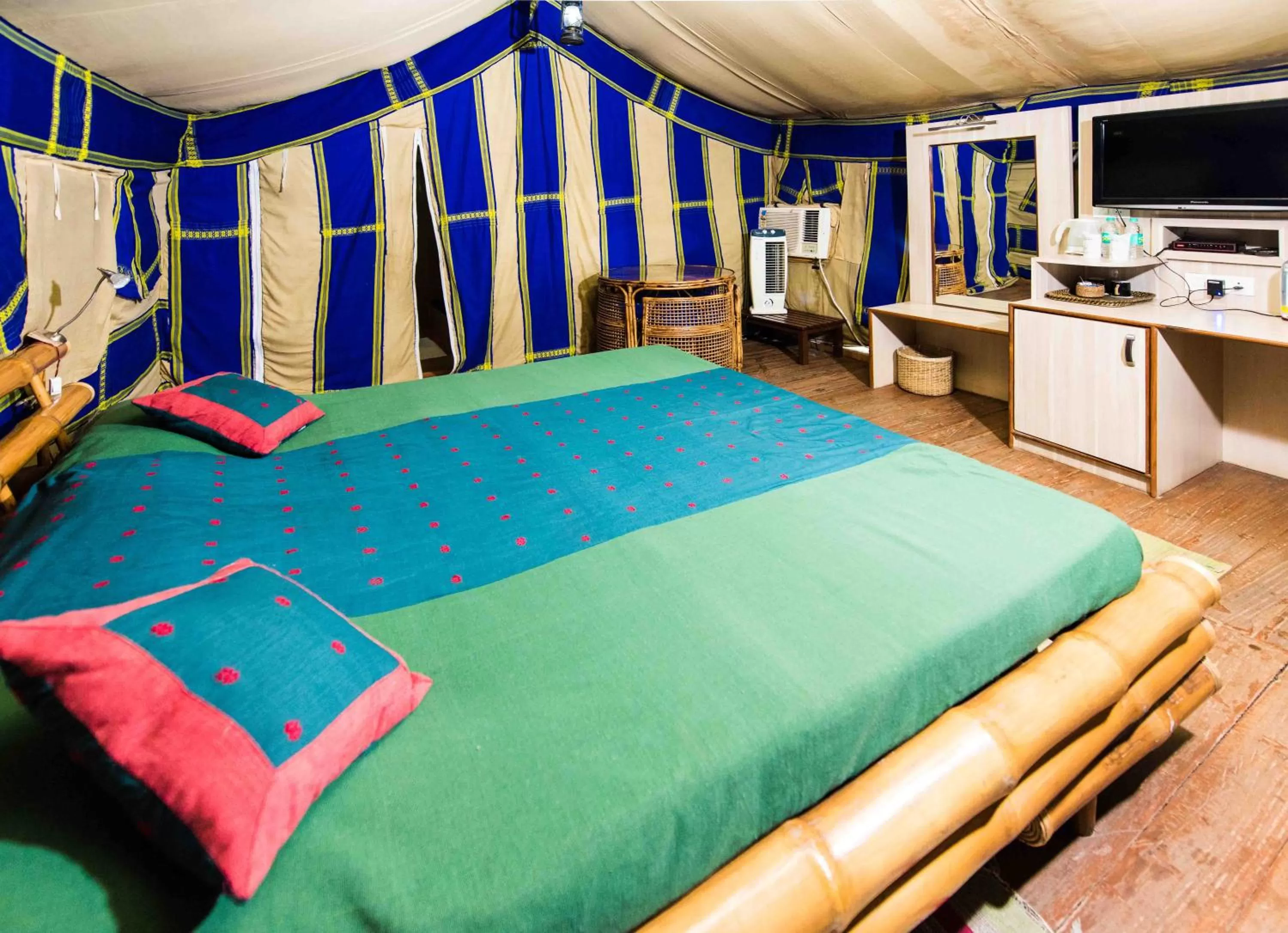 Bed in Zizina Otis Resort