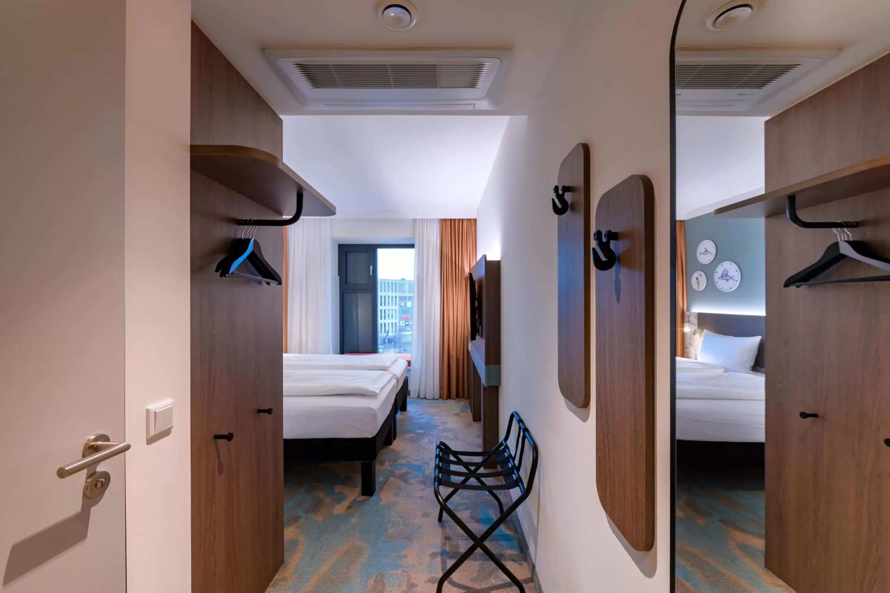 Photo of the whole room, Bed in ibis Styles Kiel City