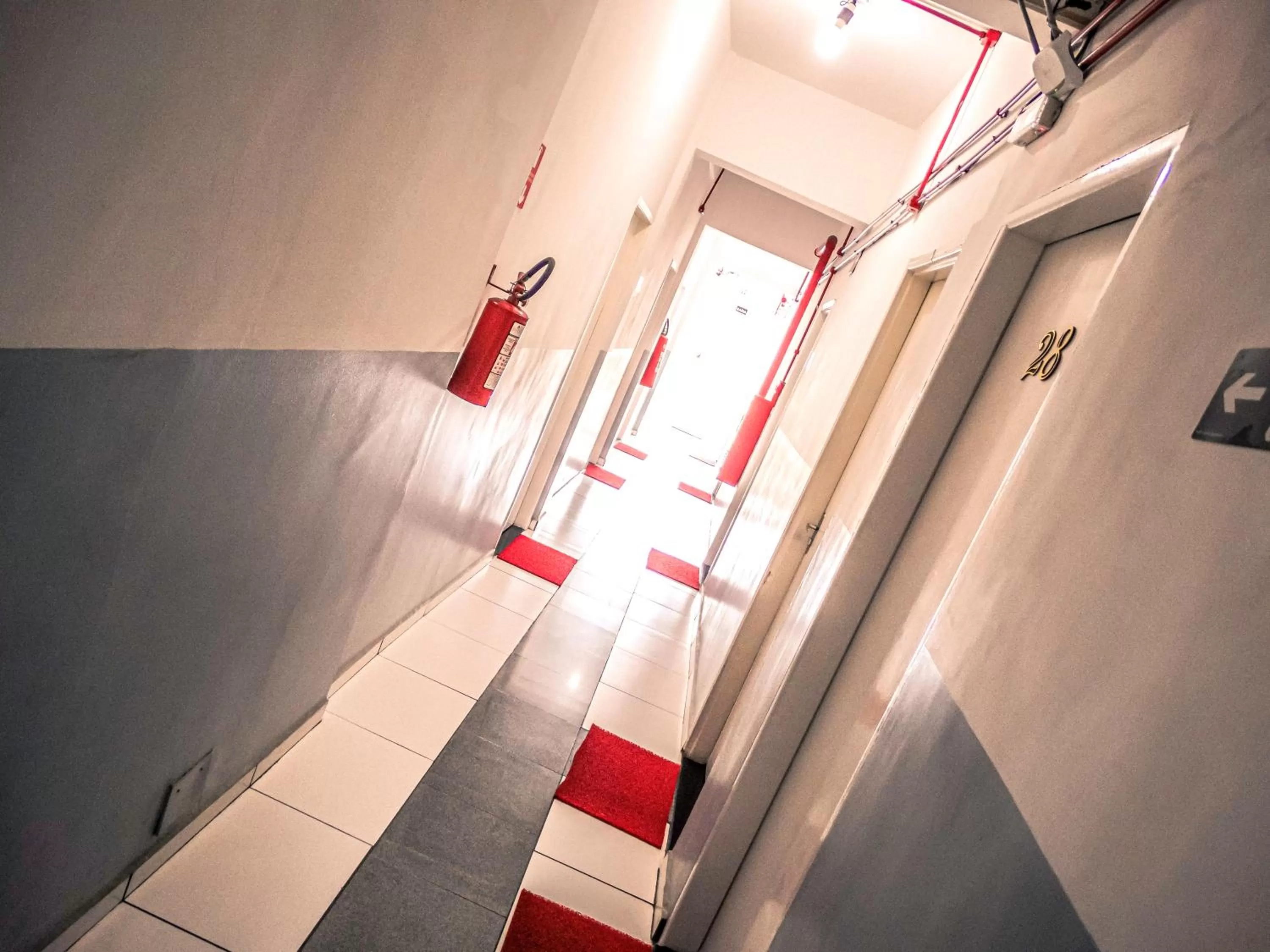 Bathroom in Maranim Plaza Hotel