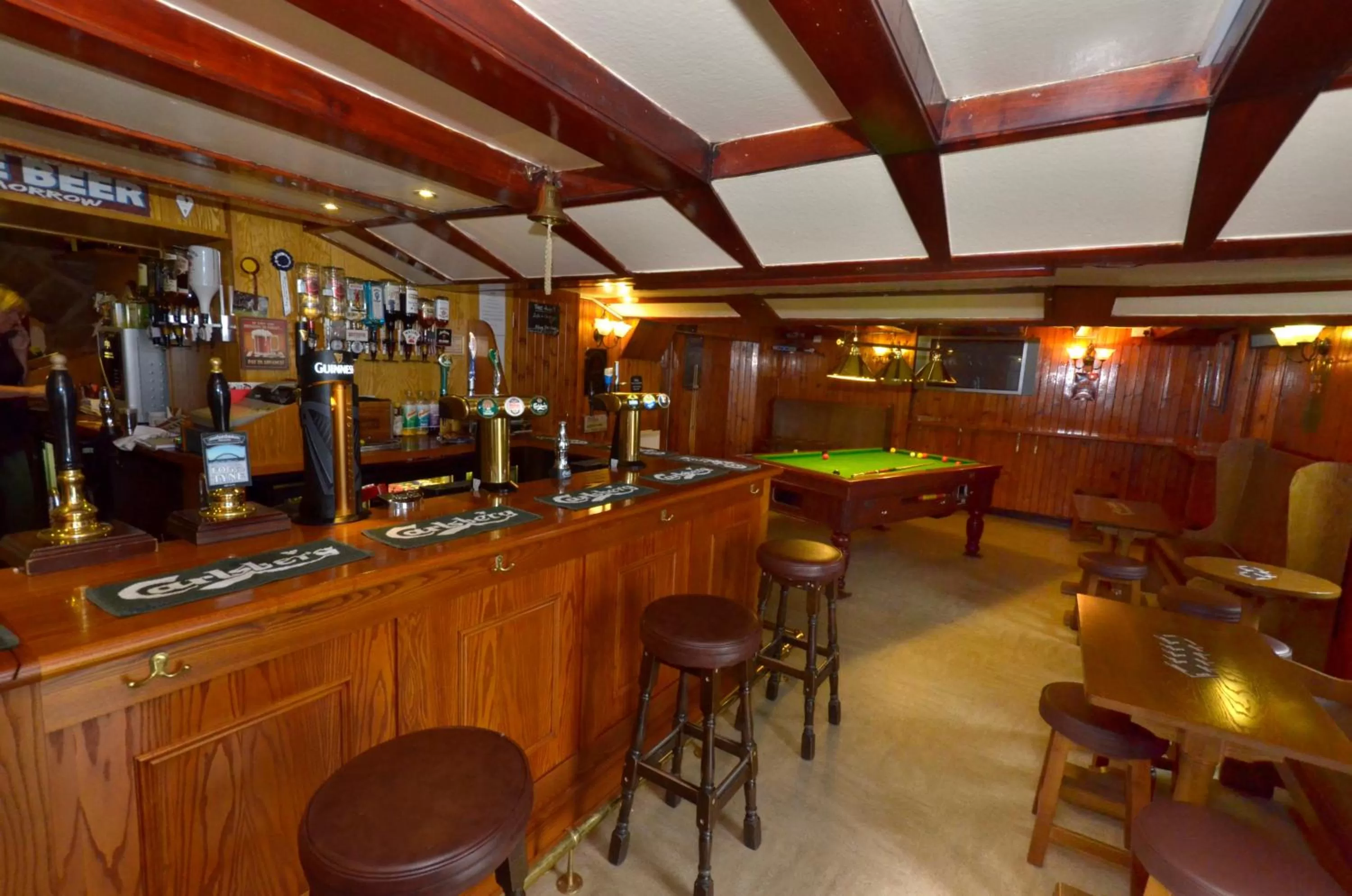 Lounge or bar in Auld Cross Keys Inn