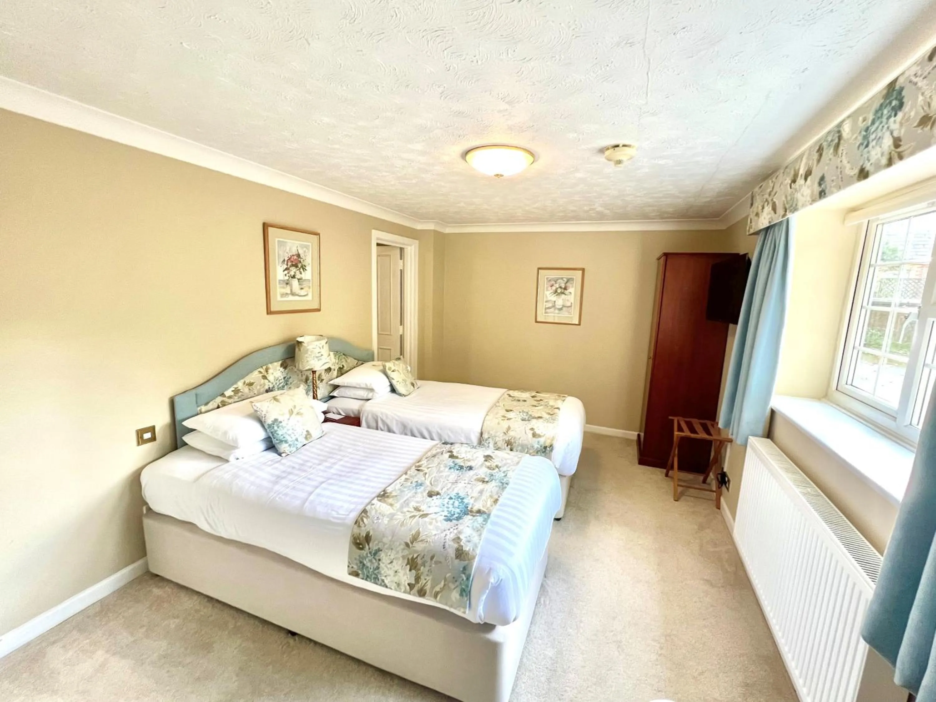 Bedroom, Bed in Passford House Hotel