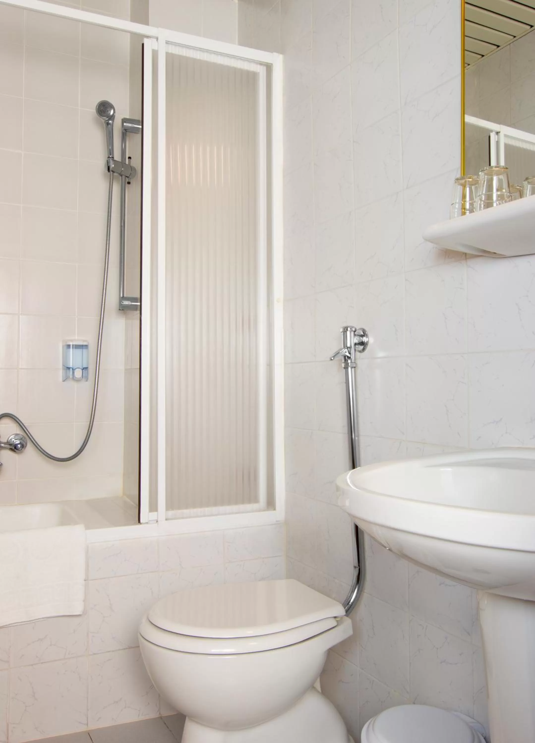 Bathroom in Ilkay Hotel