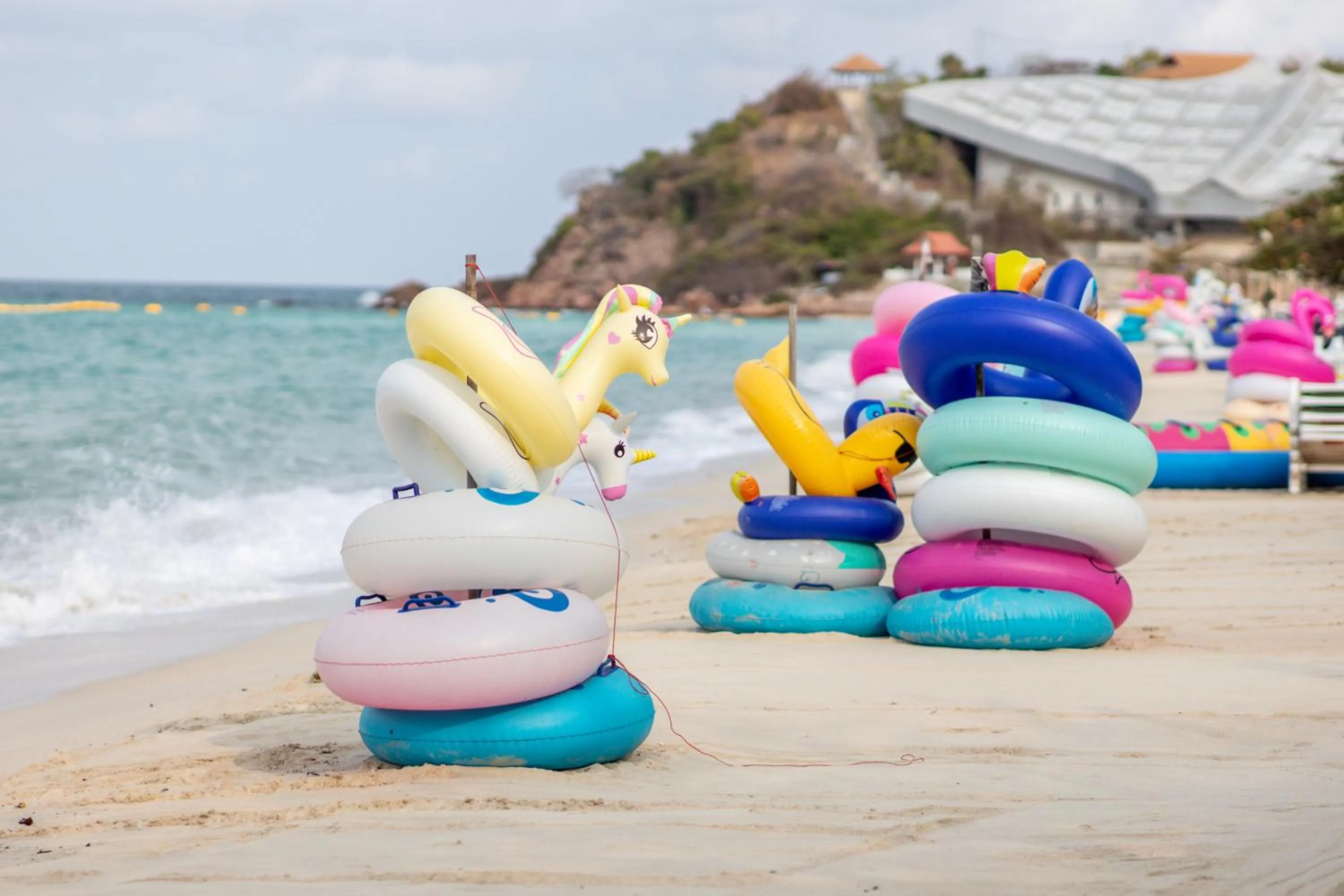 Beach in Xanadu Beach Resort