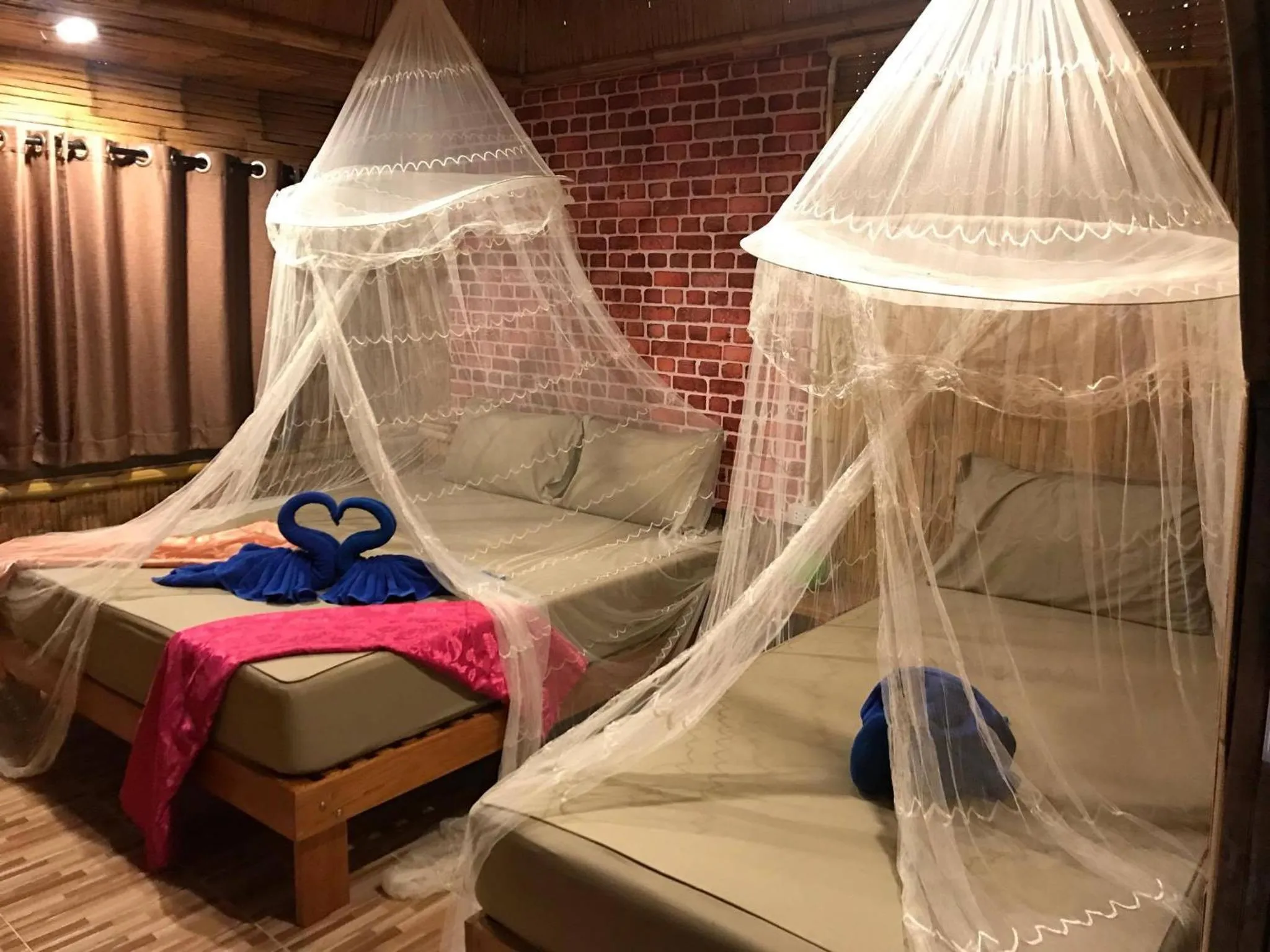 Bed in Cottage Hill at Lanta