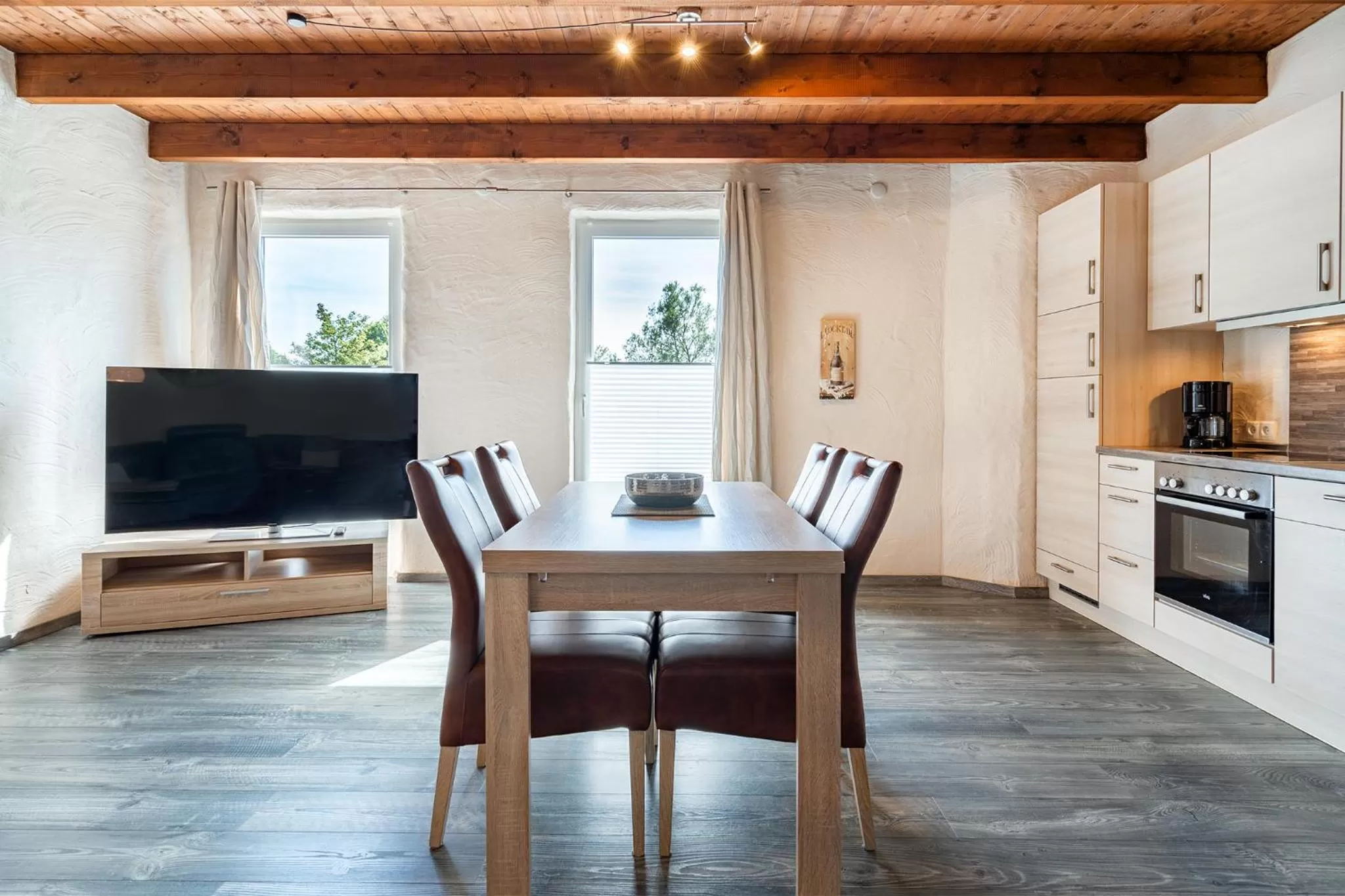 TV and multimedia, Dining Area in Villa Moorstern