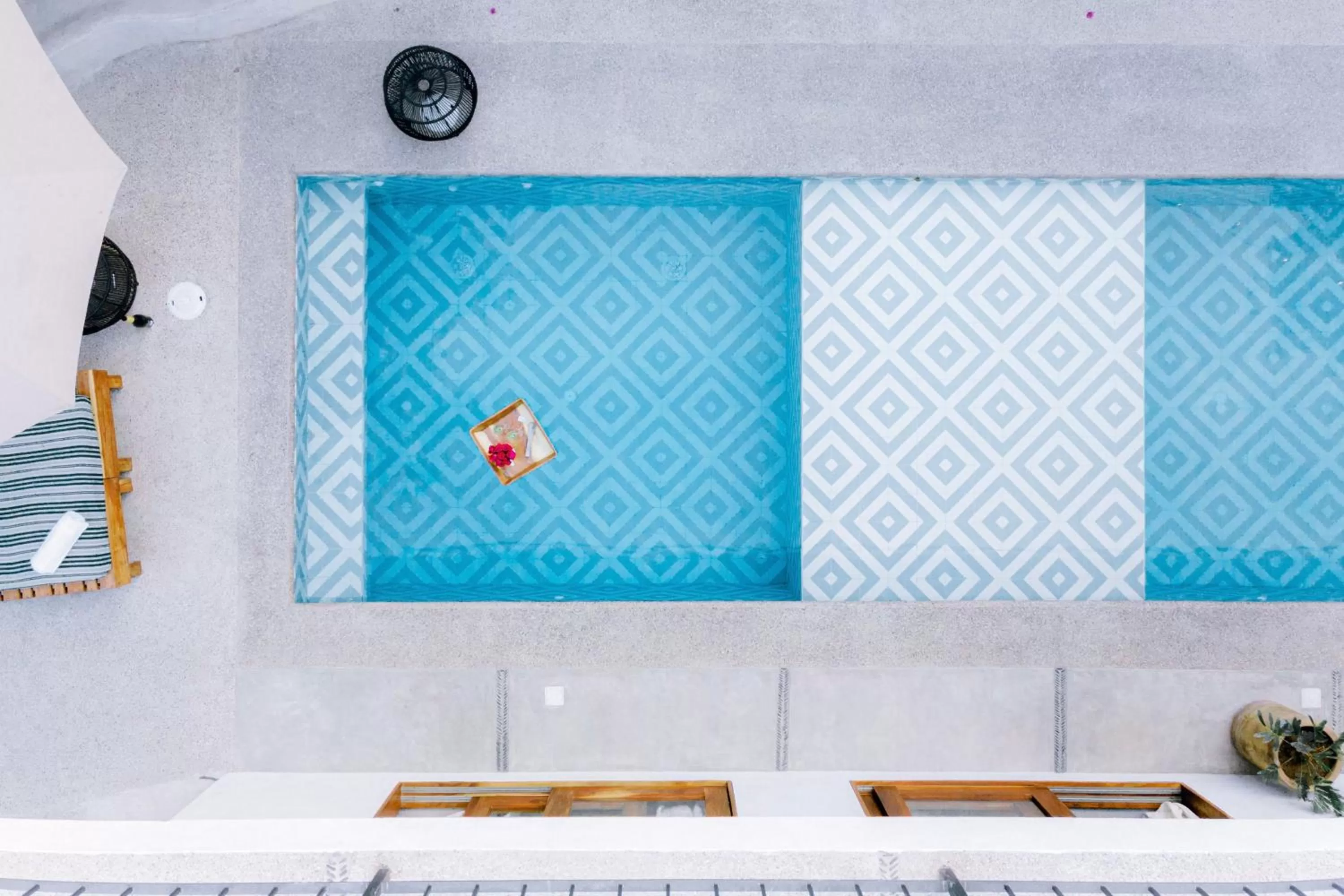 Swimming pool in DISTRITO 88 - Hotel Boutique Only Adults