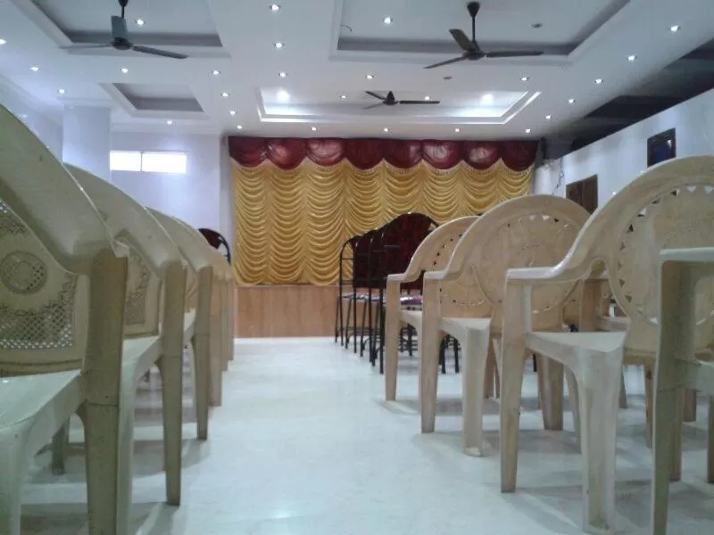 Banquet/Function facilities, Restaurant/Places to Eat in Anandan Tourist Home