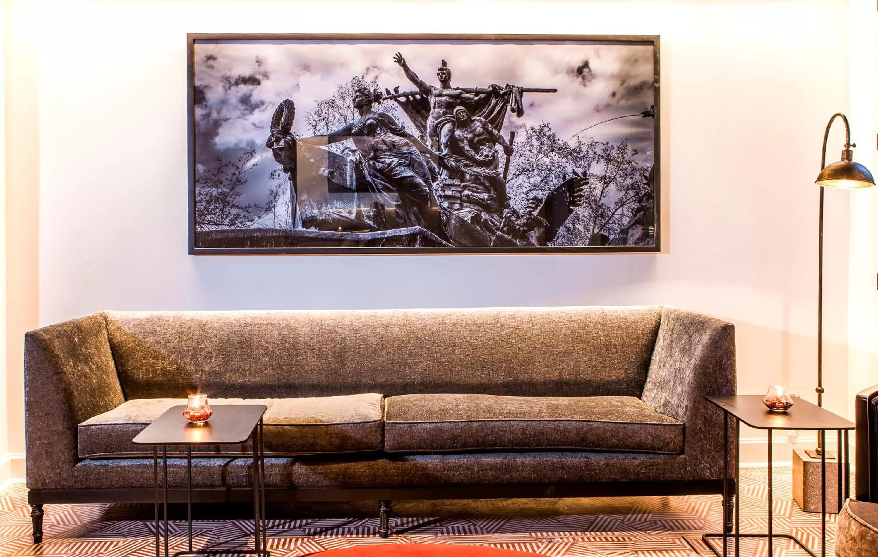 Decorative detail in Hotel Luciano K