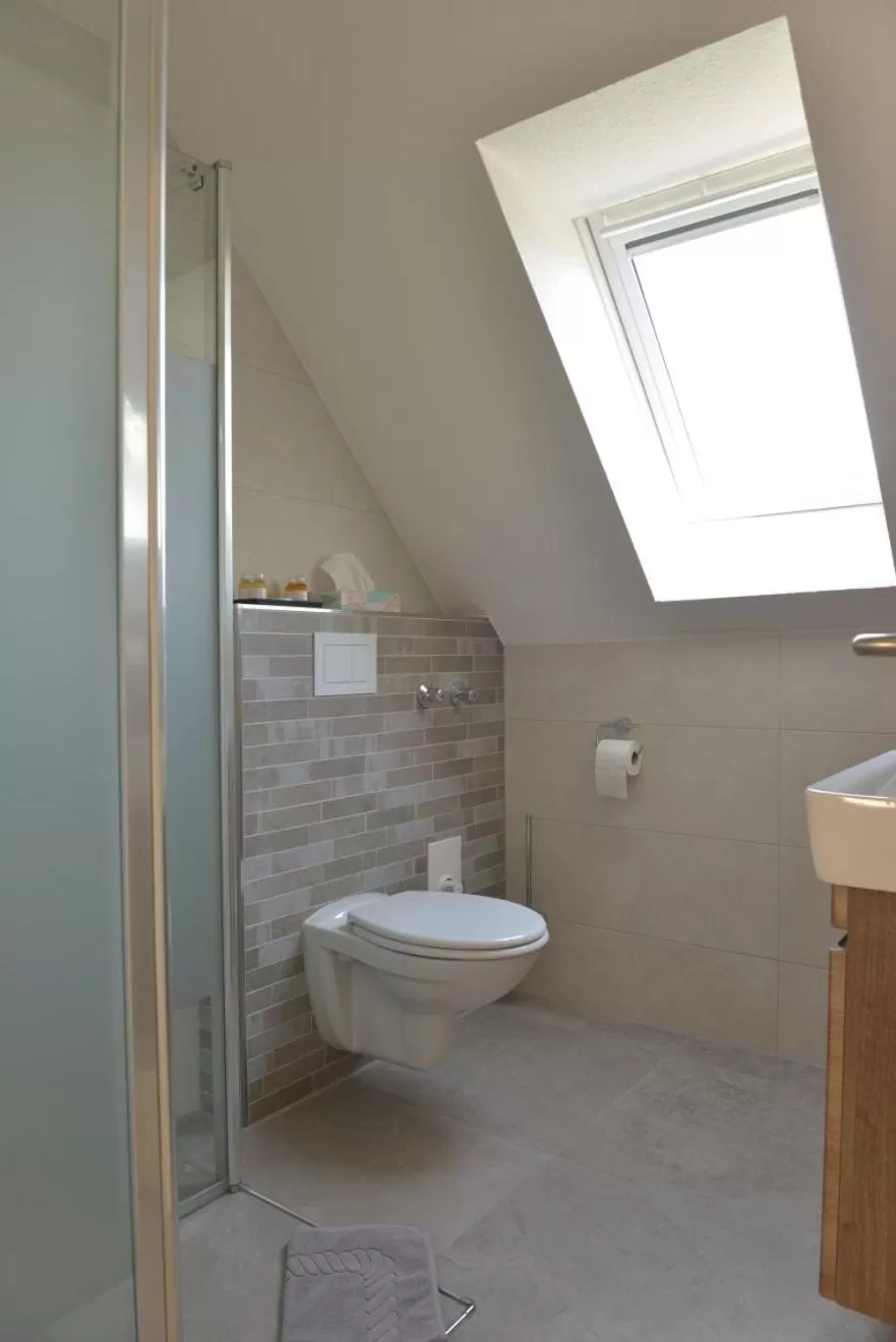 Bathroom in Gästehaus Rothert