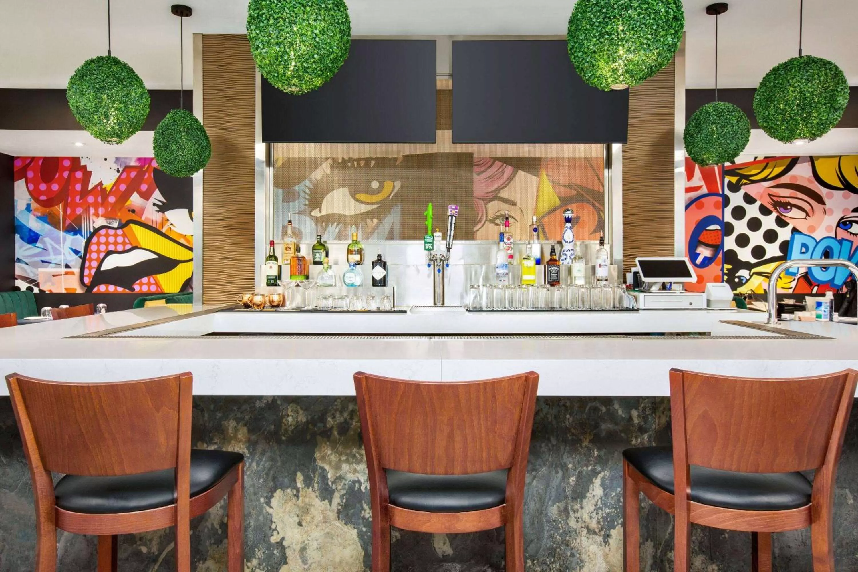 Restaurant/places to eat in Wingate by Wyndham Bronx Haven Park