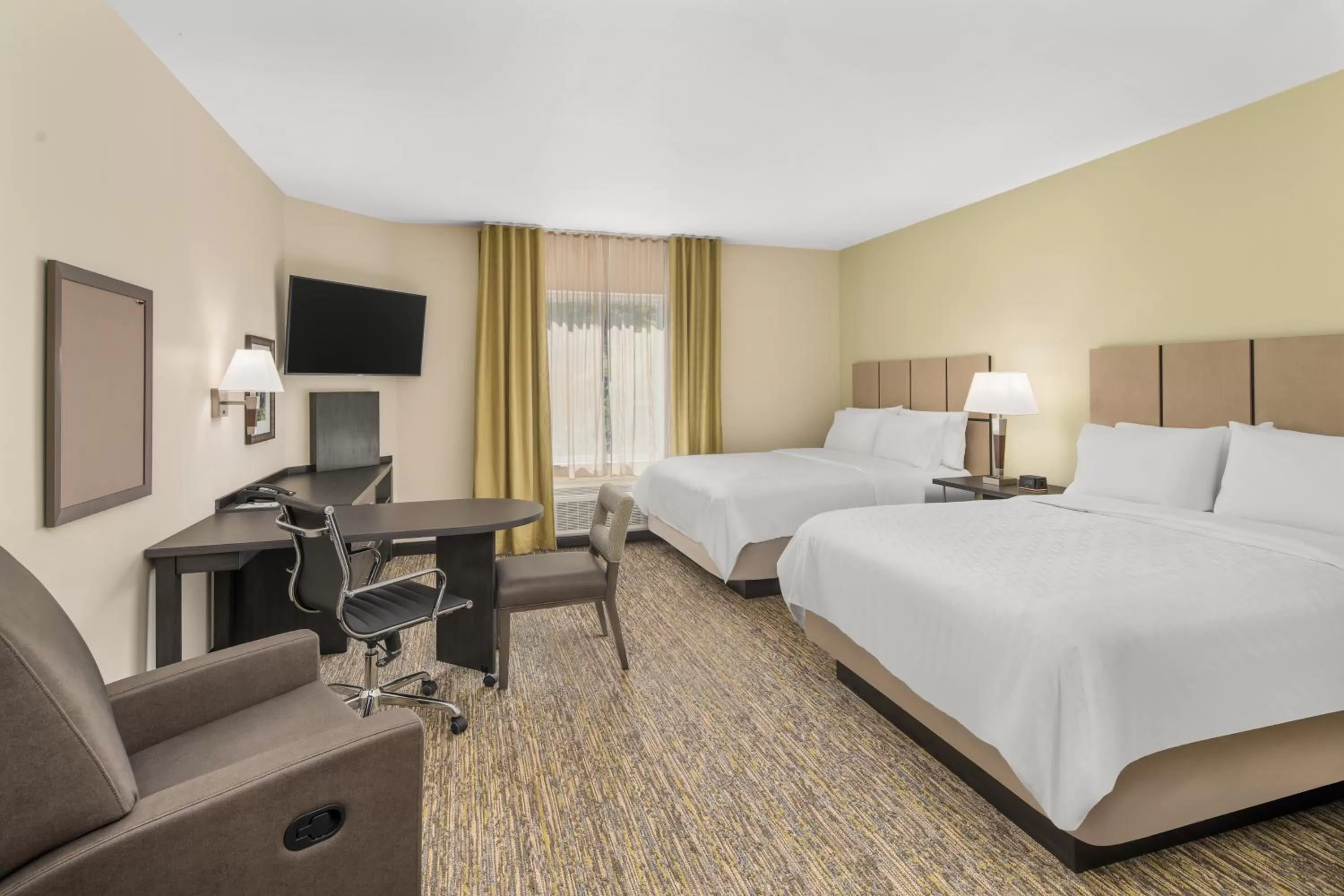 Bed in Candlewood Suites - Newnan - Atlanta SW by IHG
