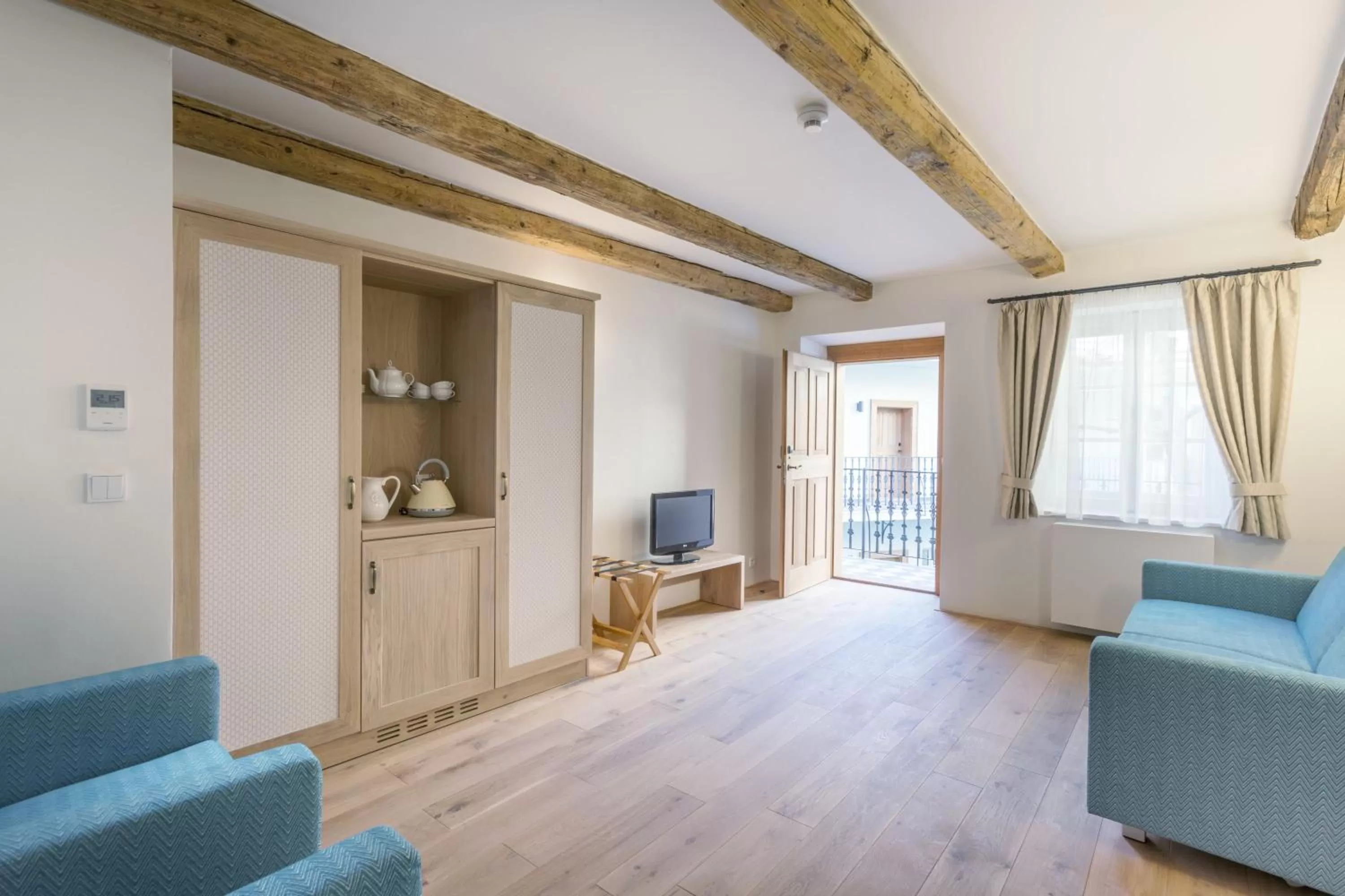 Living room in Hotel At the White Lily