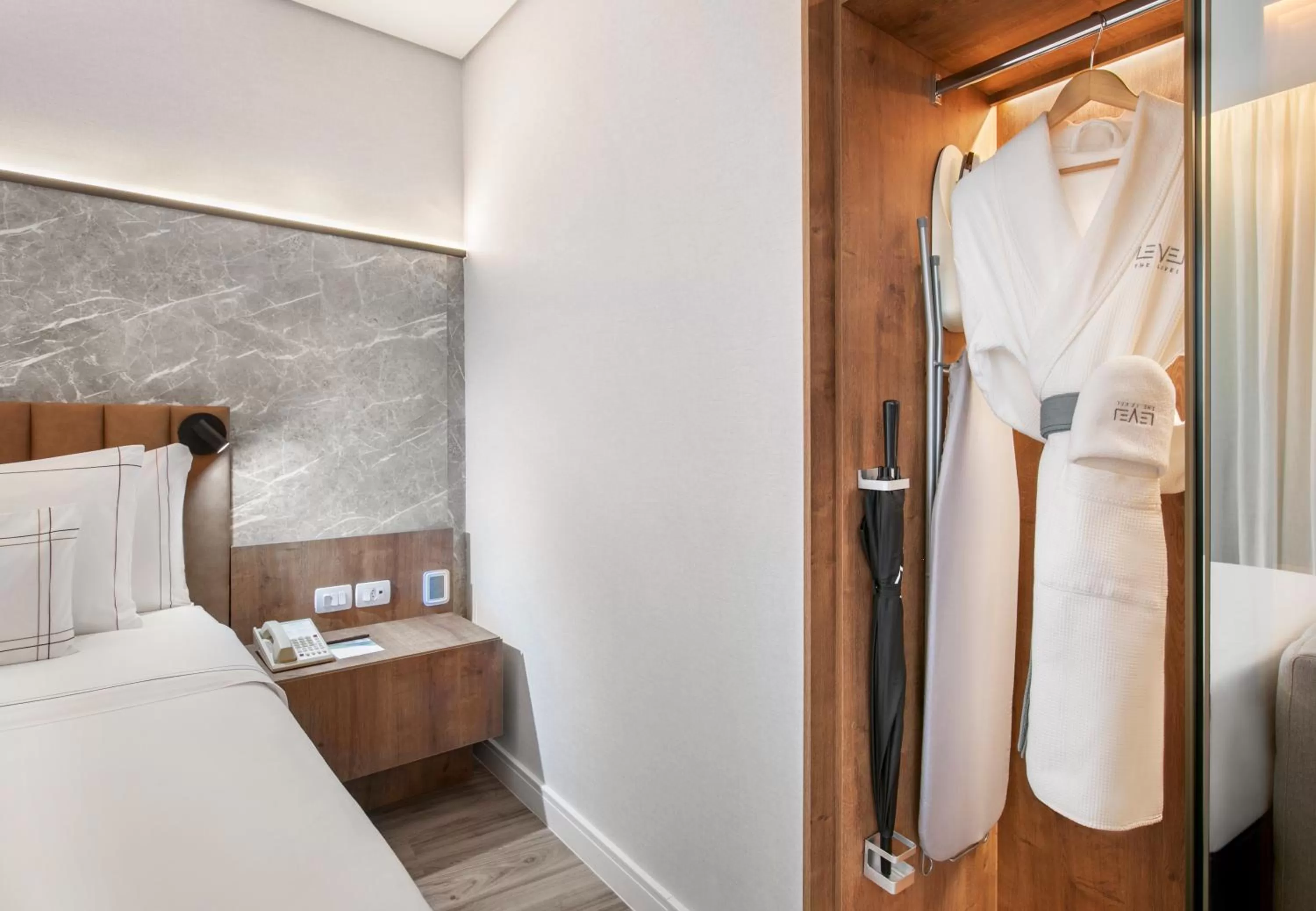 Bedroom, Bed in Meliá Jardim Europa