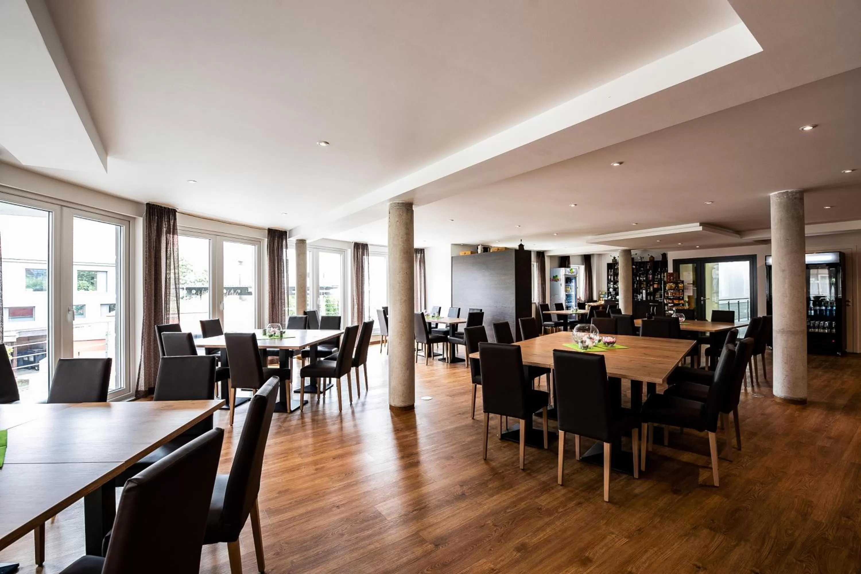 Restaurant/places to eat in Sternplatz Hotel