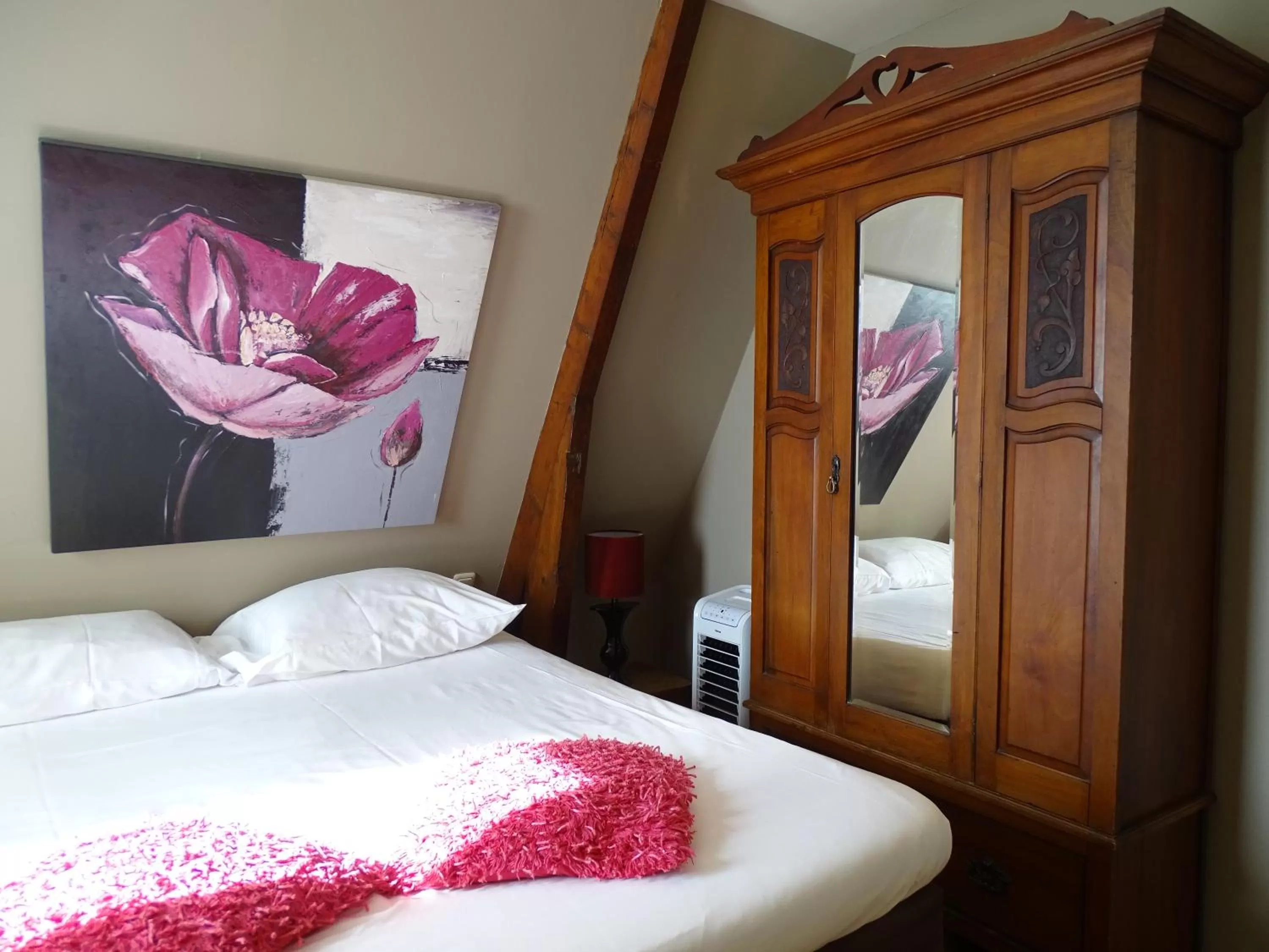 Bed in Augusta Hotel