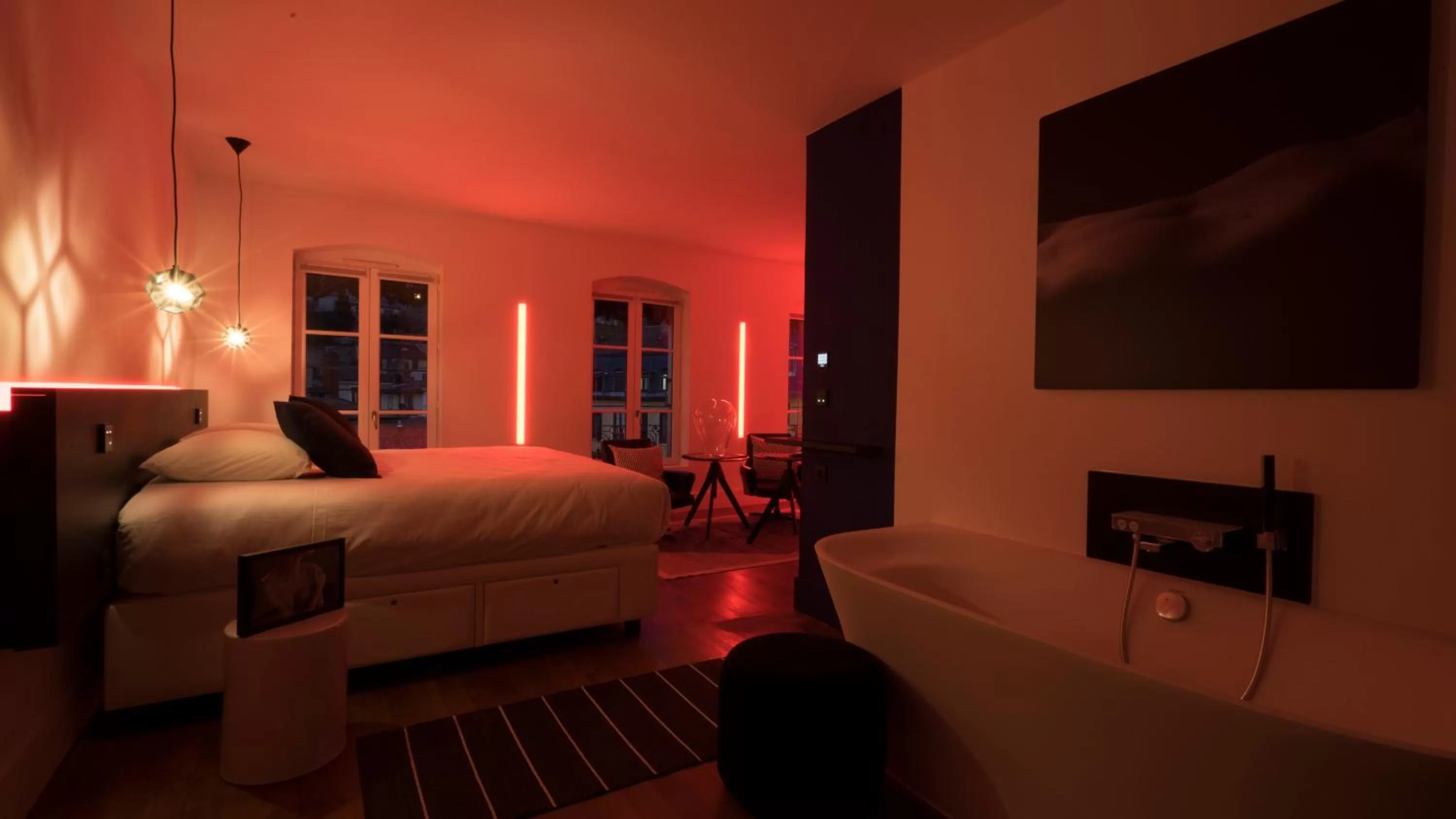 Bed in MiHotel Vieux Lyon