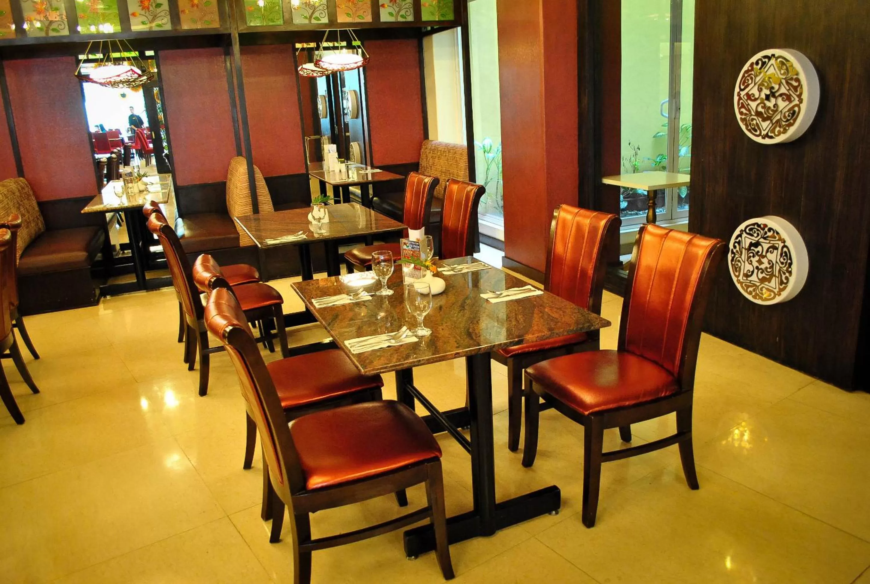 Restaurant/places to eat in Hotel Elizabeth Cebu
