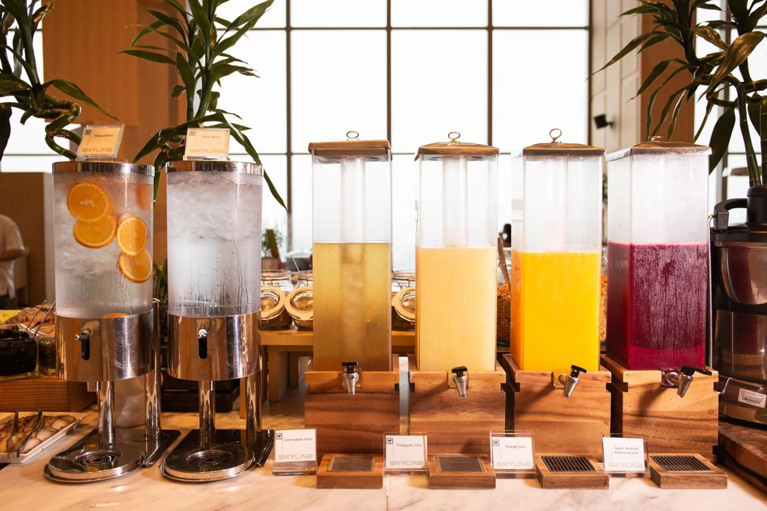 Avani Plus Riverside Bangkok Hotel