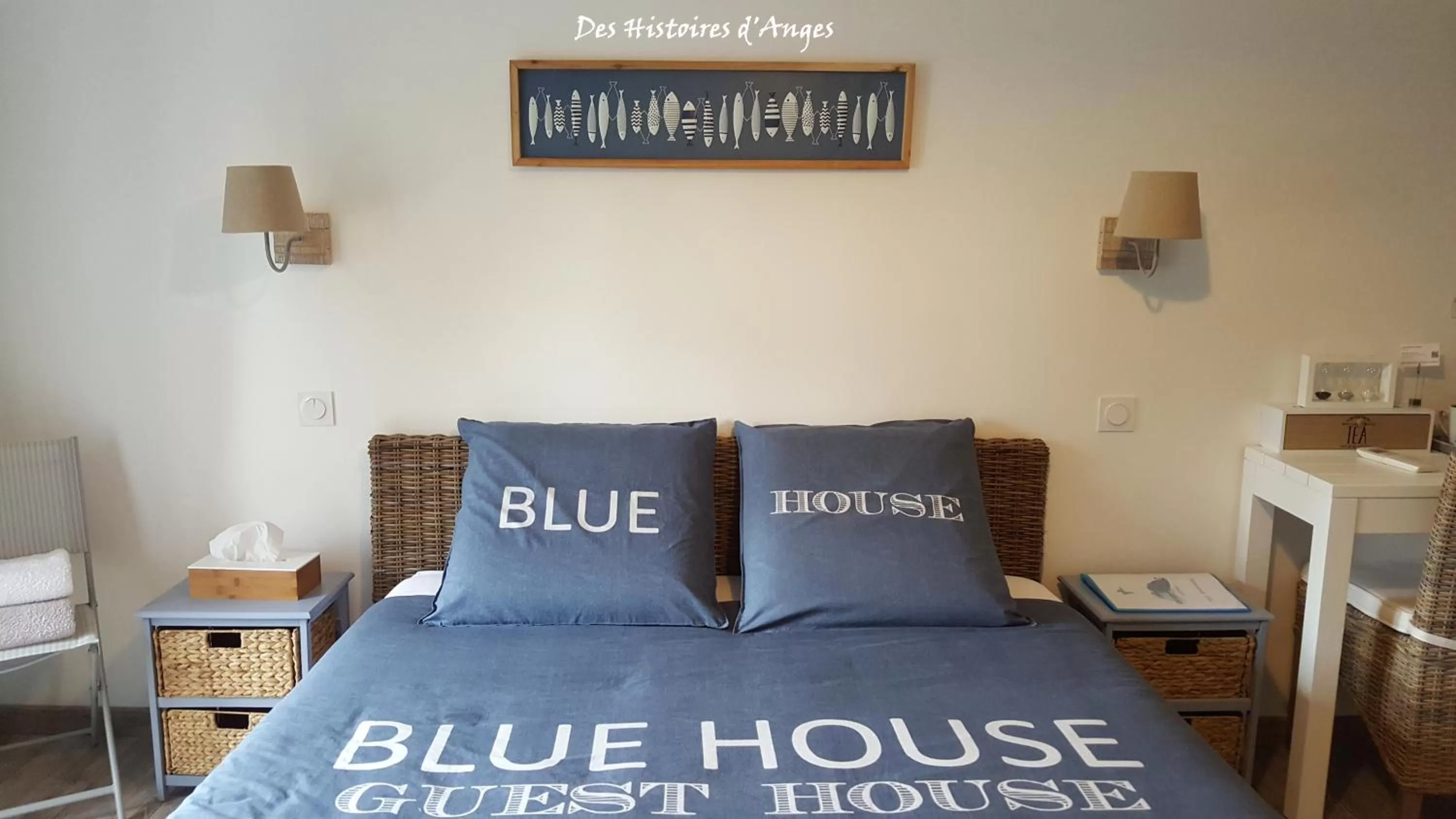 Photo of the whole room, Bed in B&B Des Histoires d'Anges - Côté Jardin - Accueil Vélo