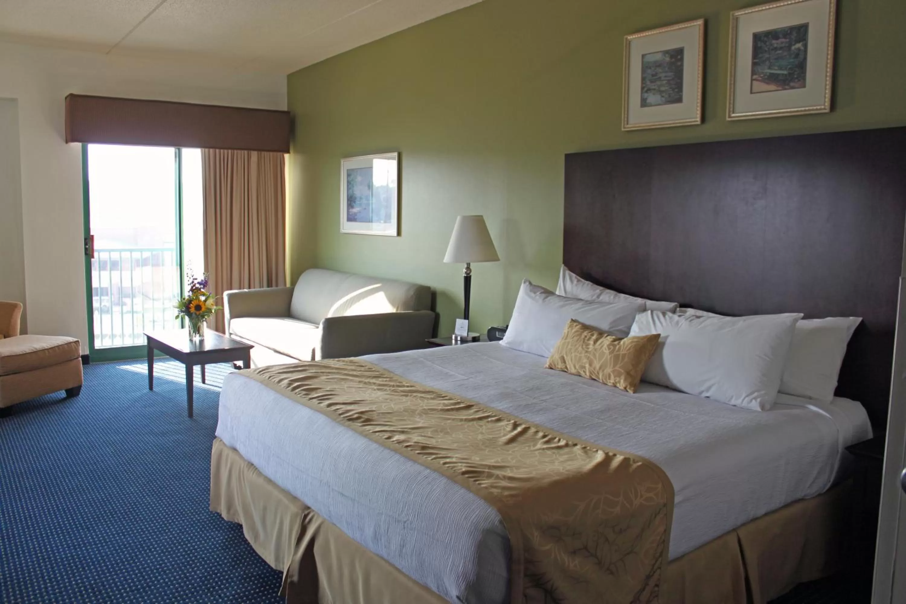 Bed in Grand Harbor Resort and Waterpark