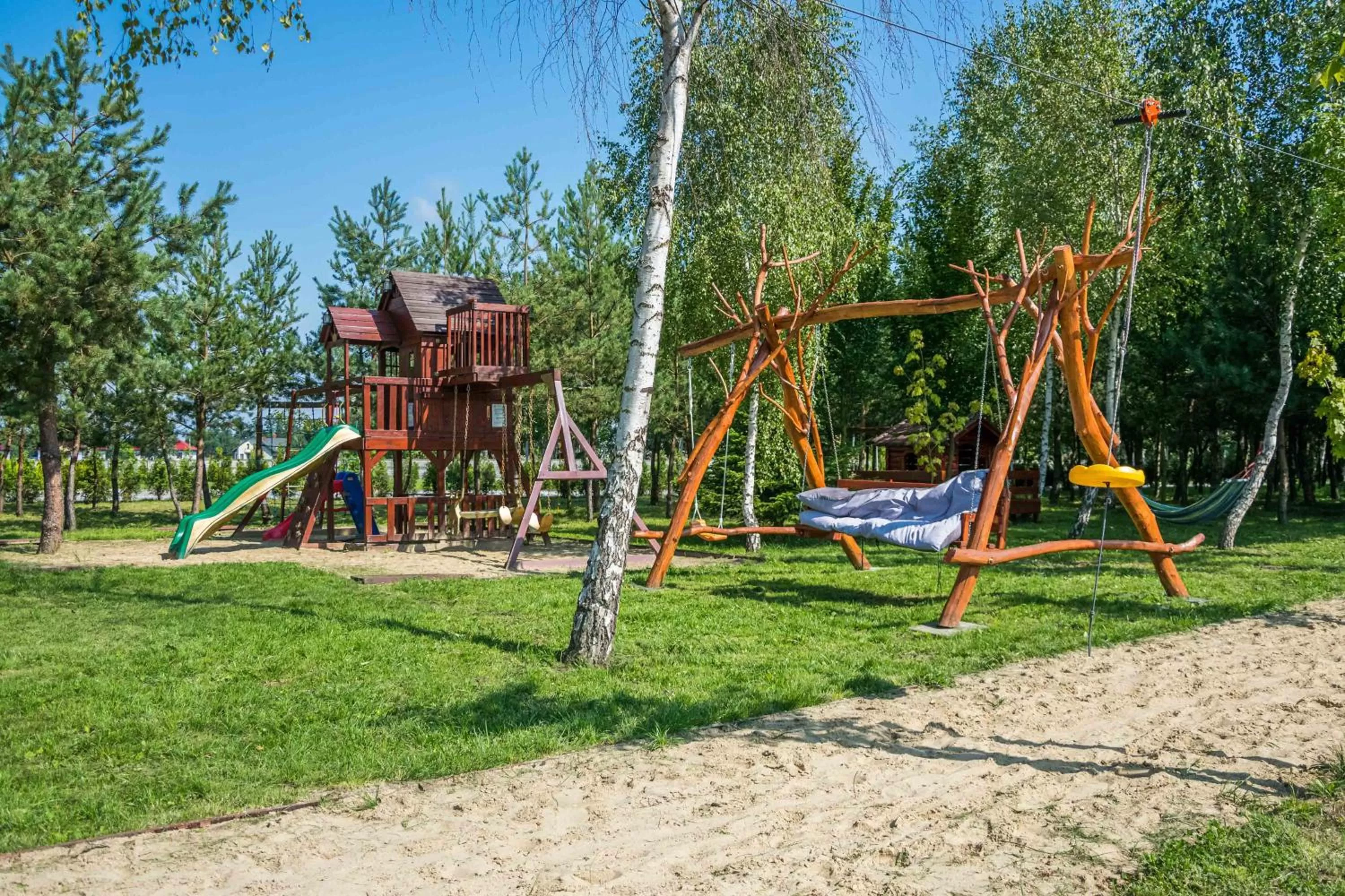 Spring in Rezydencja Elżbiecin