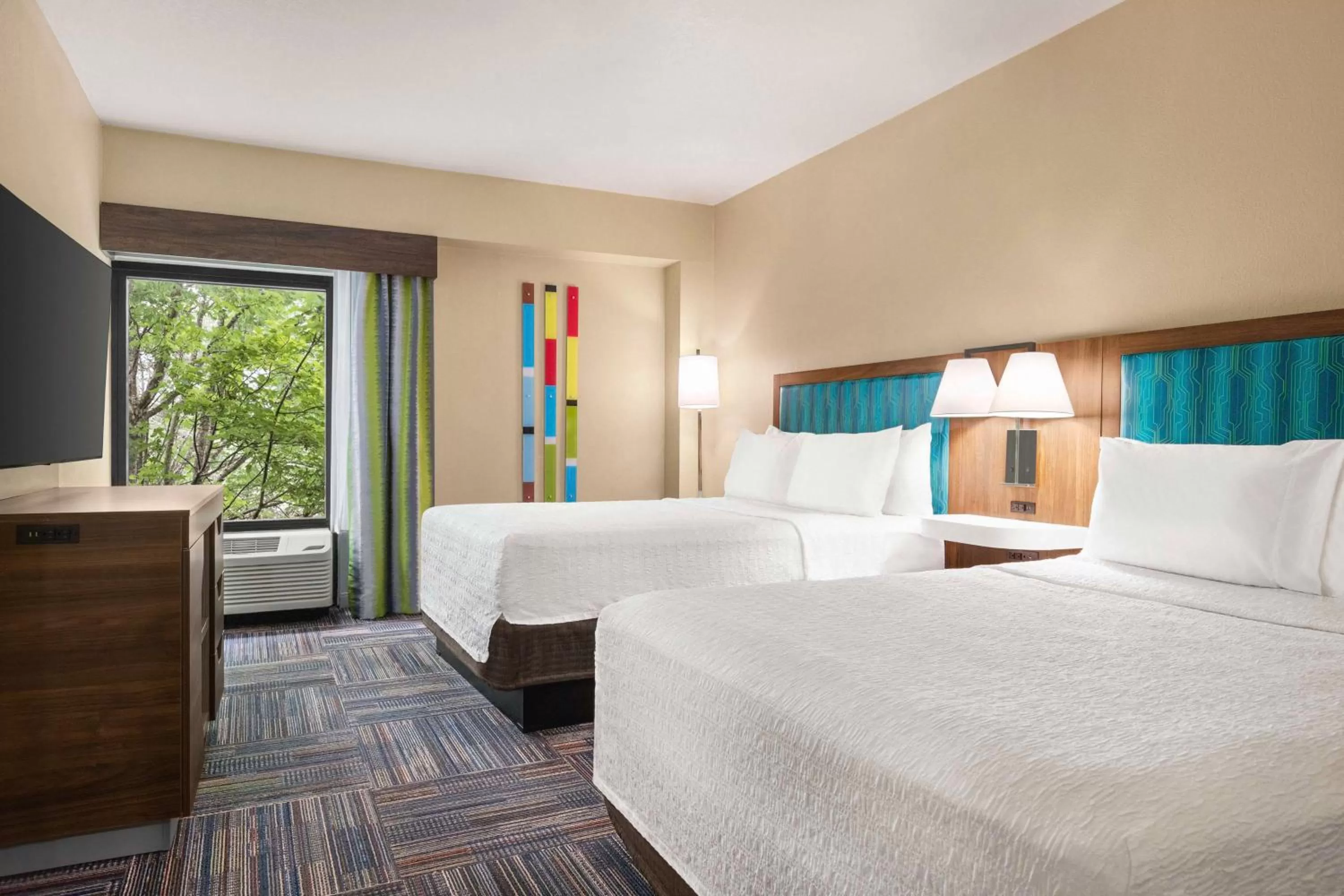Bed in Hampton Inn Atlanta-Stone Mountain