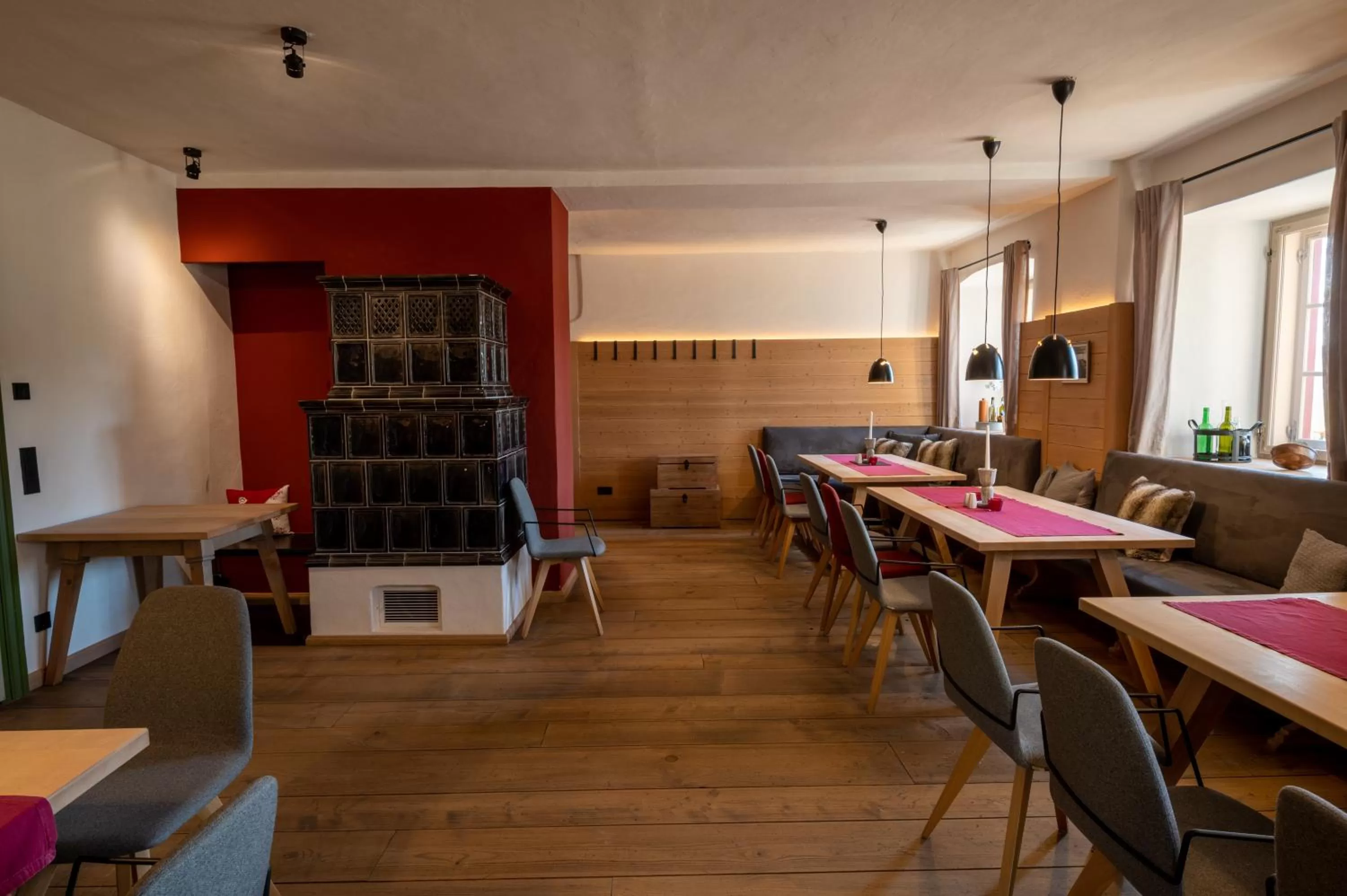 Restaurant/places to eat in LANDHOTEL ALTE ZOLLSTATION- Historical Building