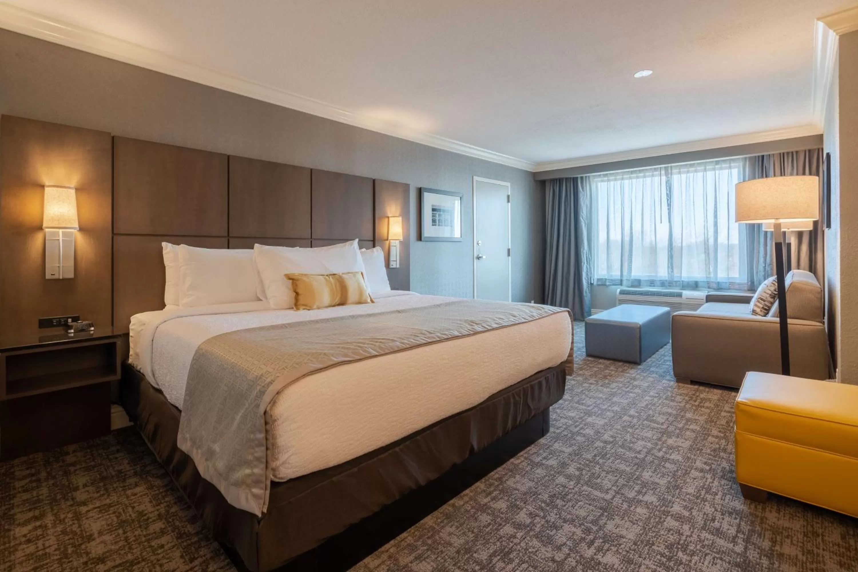 Photo of the whole room in Best Western Premier Airport/Expo Center Hotel