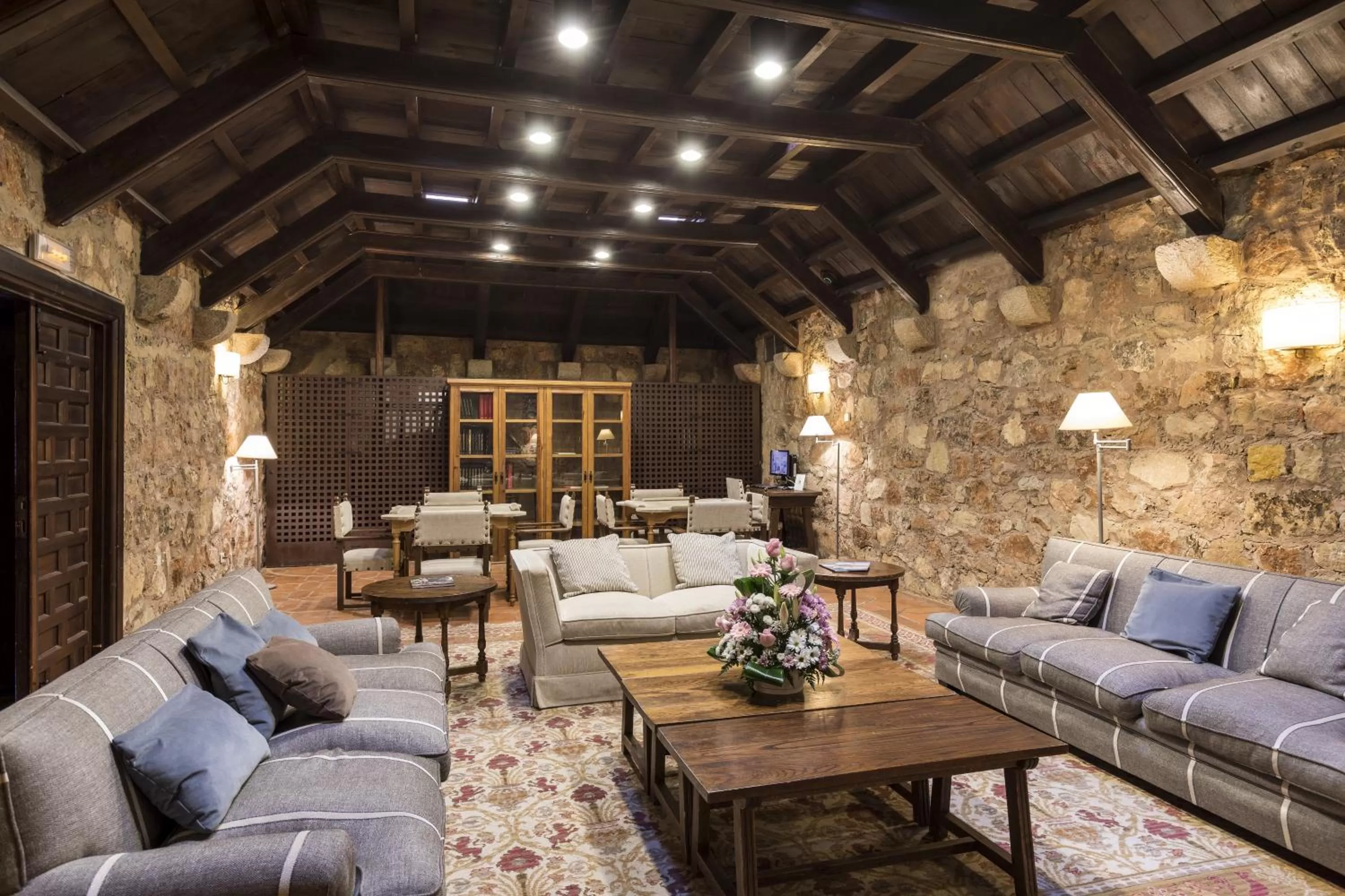 Communal lounge/ TV room in Parador de Siguenza