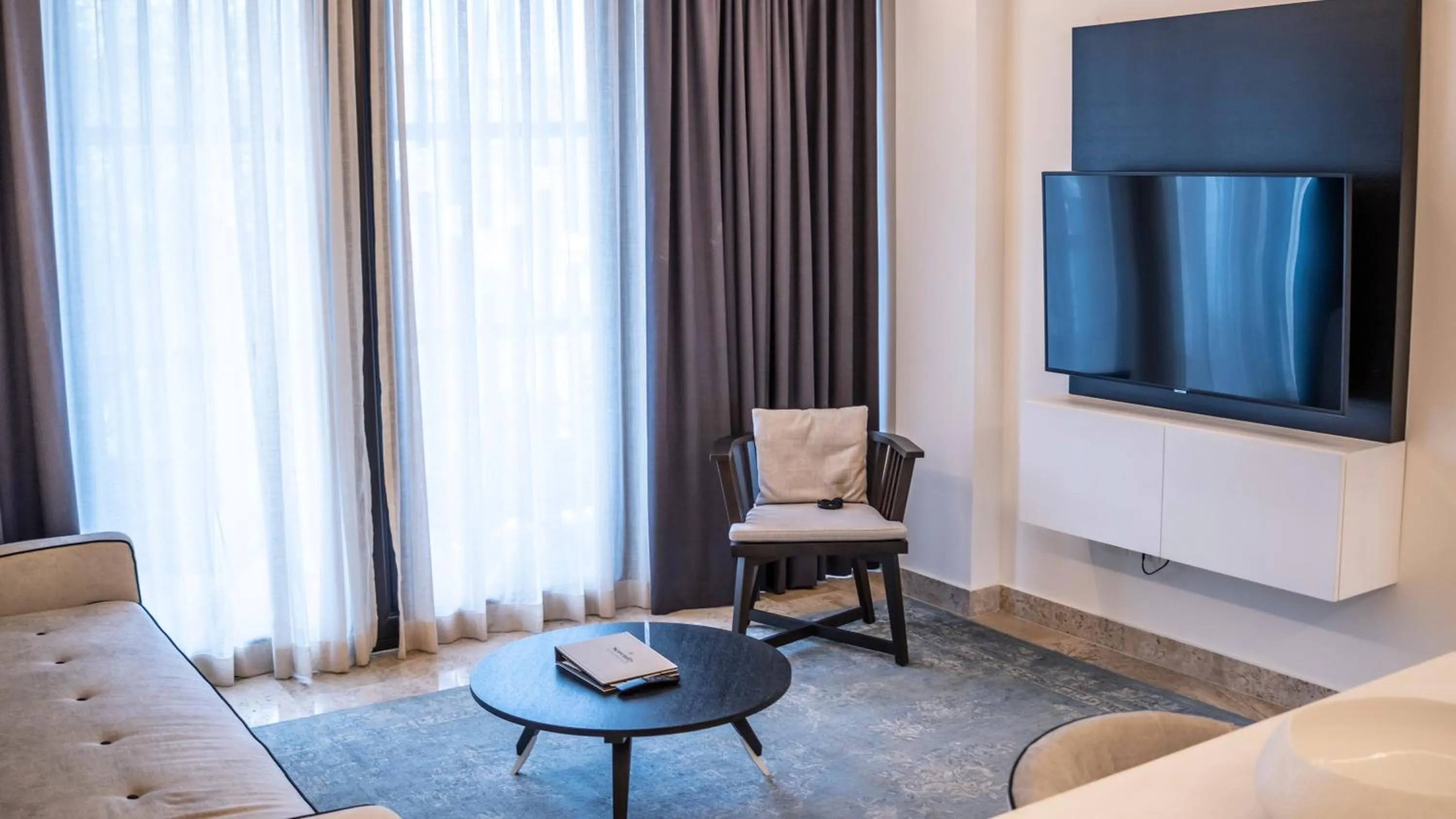 TV and multimedia in Serenity Hotel Boutique By Alsol