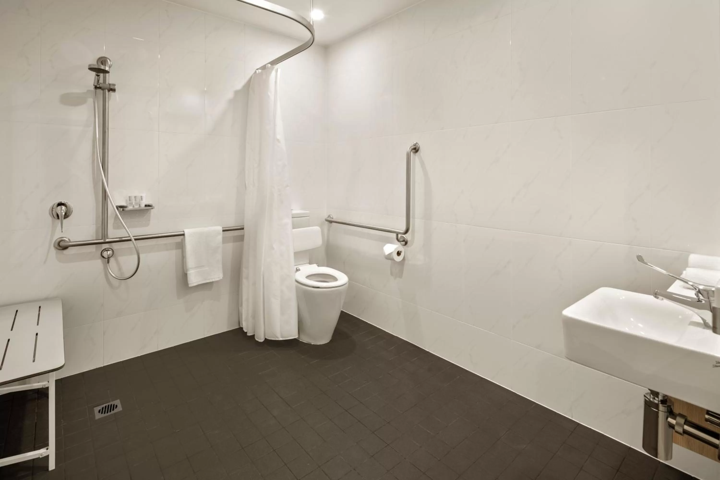 Area and facilities in Quest Griffith