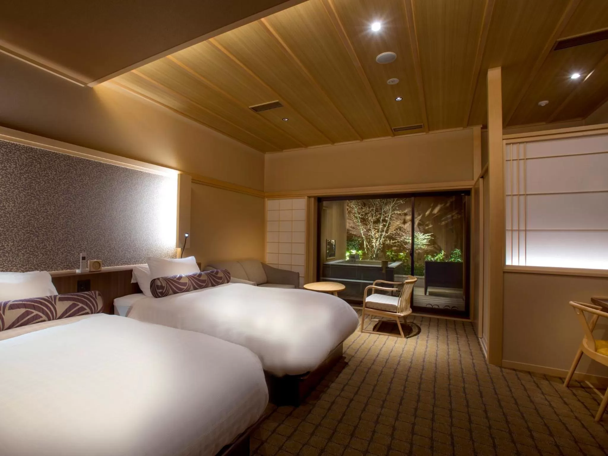 Photo of the whole room, Bed in Saka Hotel Kyoto