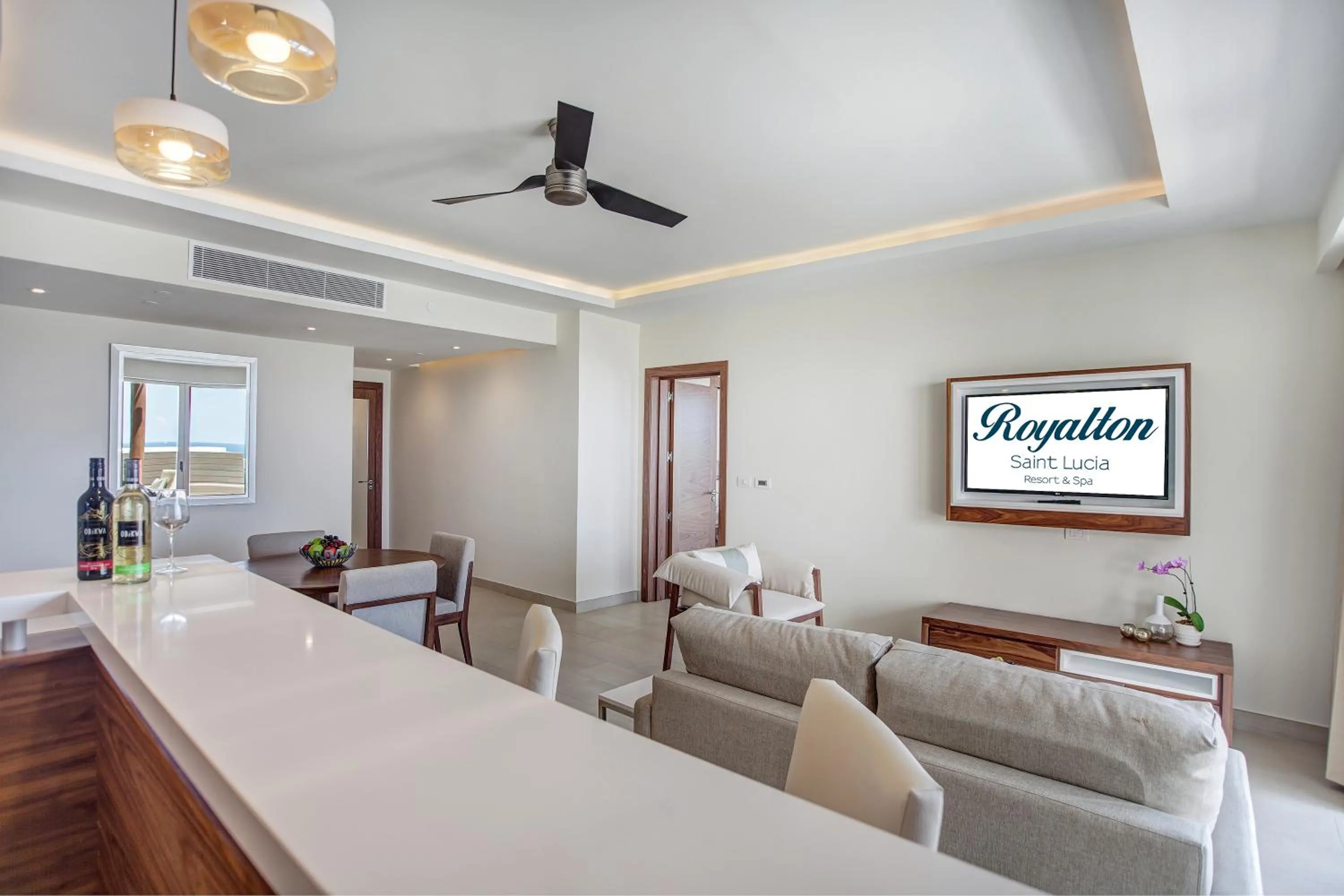 Living room in Royalton Saint Lucia, An Autograph Collection All-Inclusive Resort